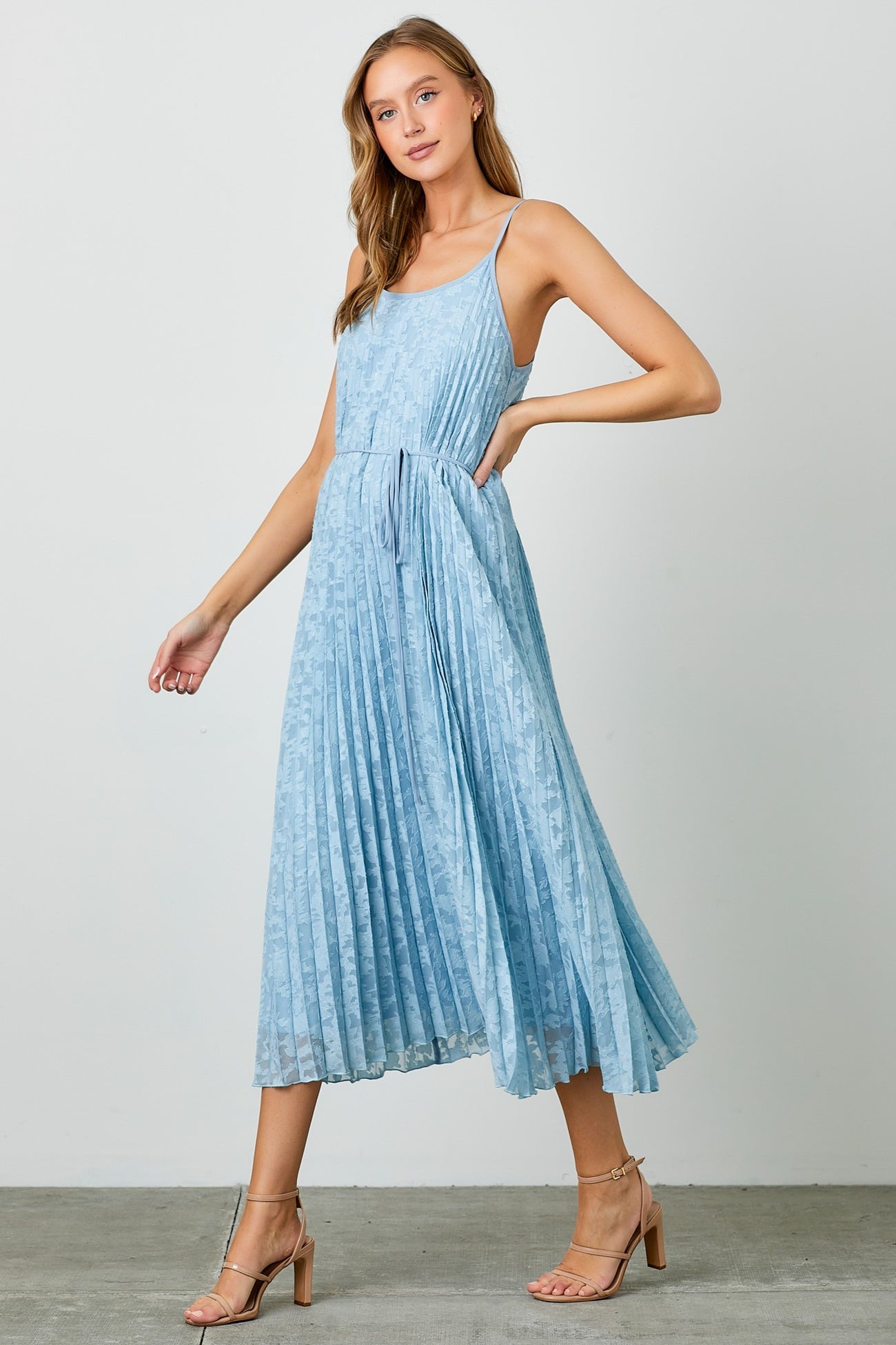 Light Blue Floral Pleated Maxi Dress – PinkBlush