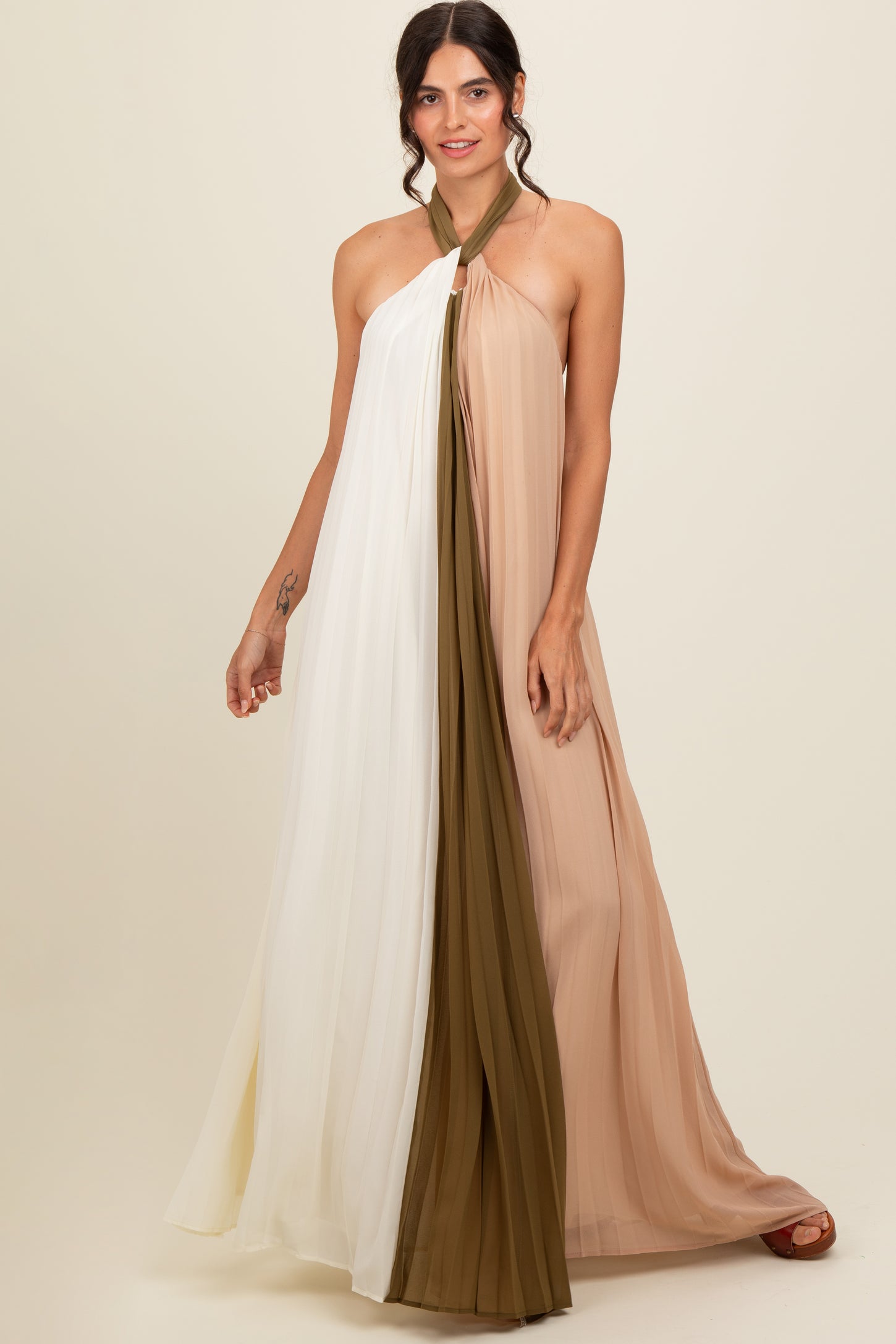 Olive Colorblock Pleated Halter Neck Maternity Maxi Dress PinkBlush Olive Colorblock Pleated Halter Neck Maternity Maxi Dress PinkBlush