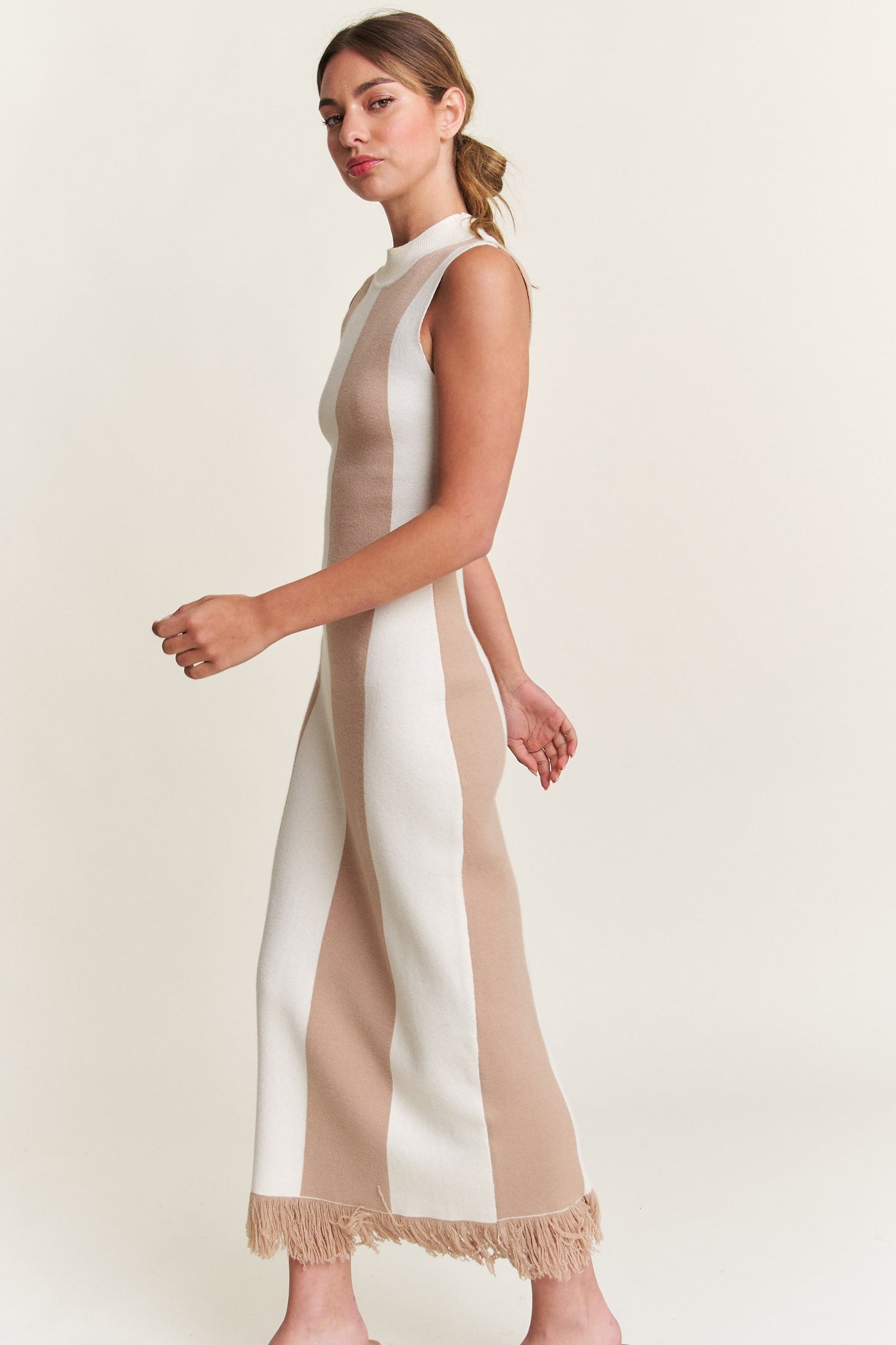 fringe hem maxi dress Shell Neck Crochet Fringe Hem Maxi Dress