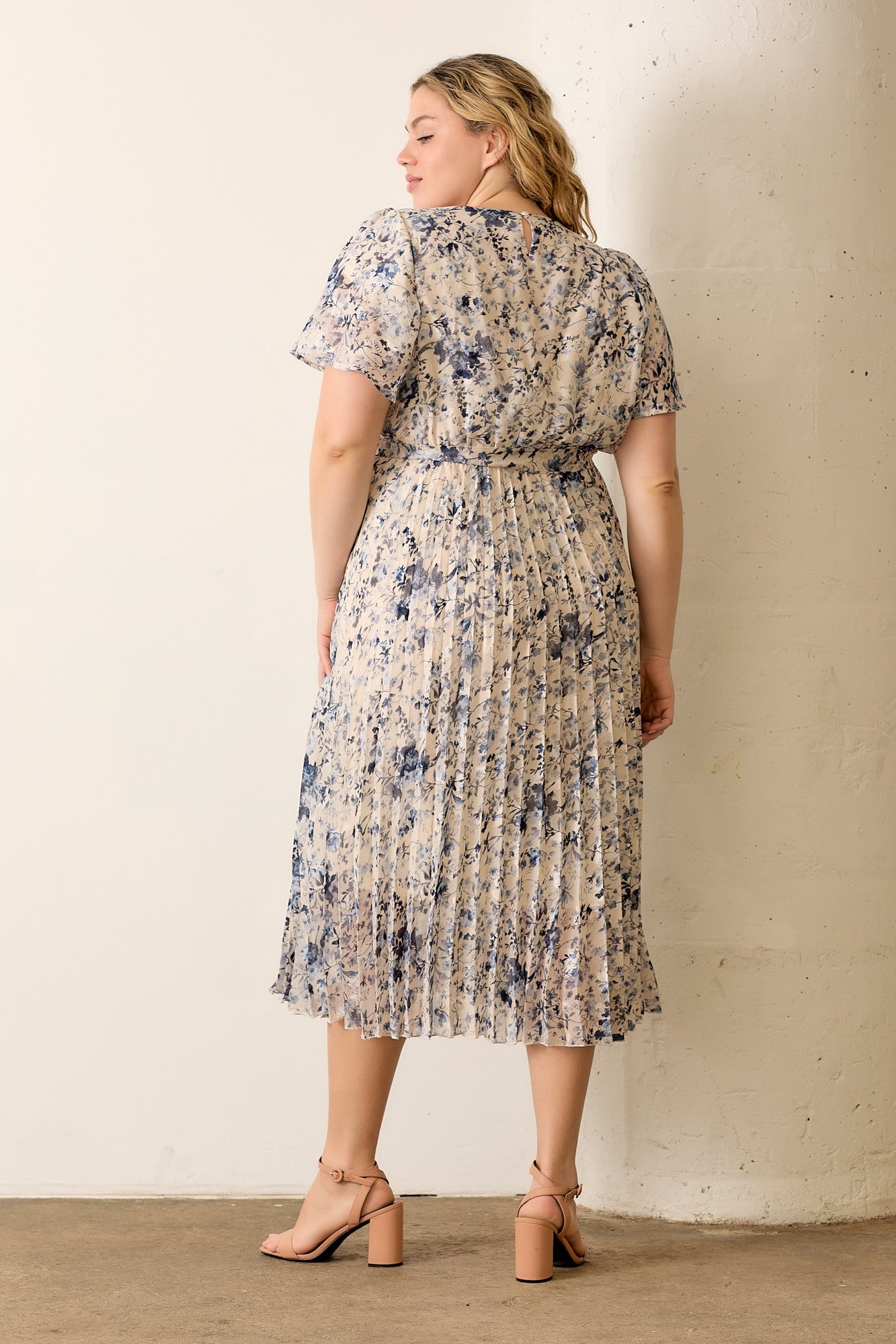 Cream Floral Pleated Plus Midi Dress