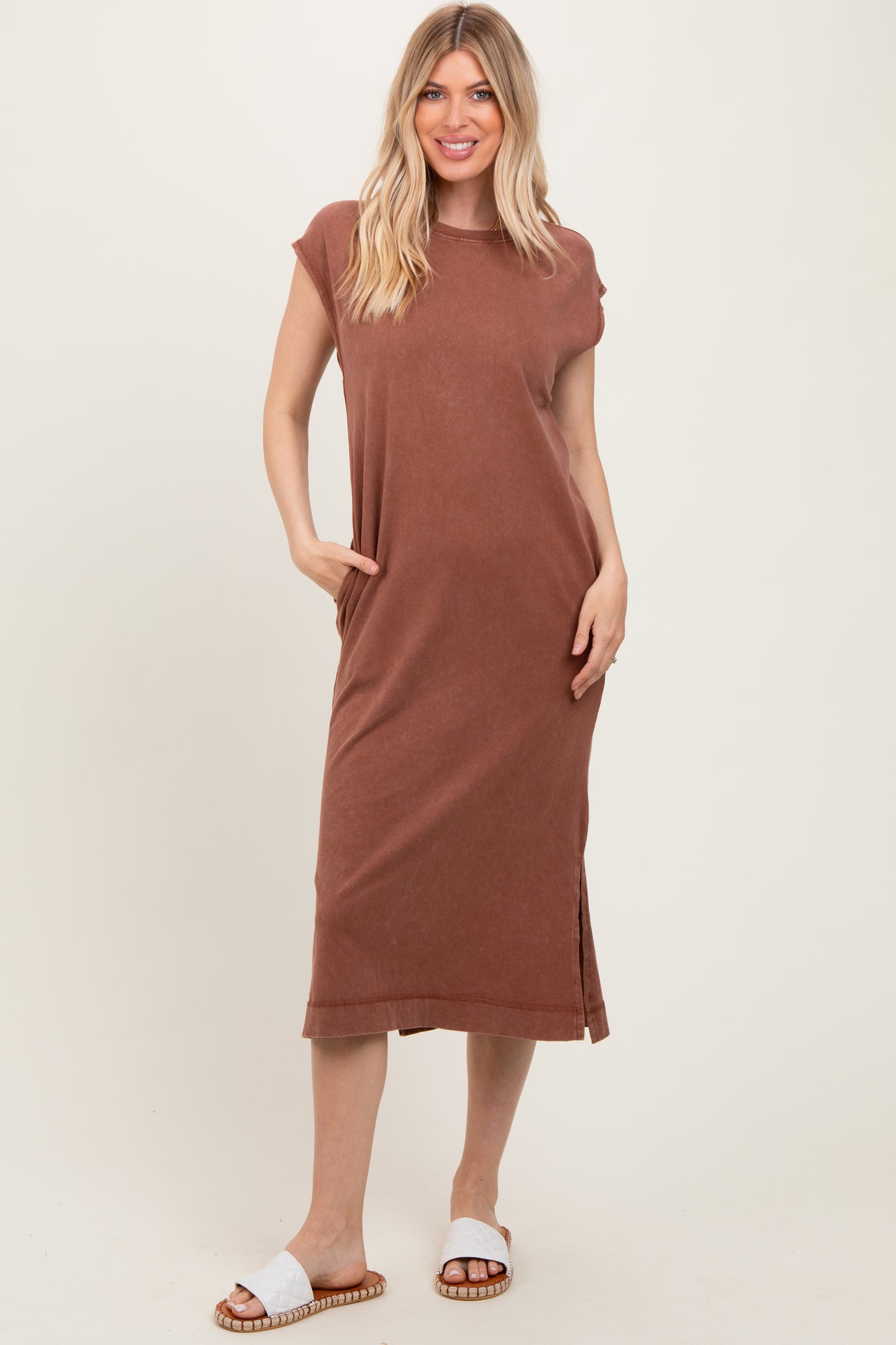Camel Casual Sleeveless Pocketed Midi Dress