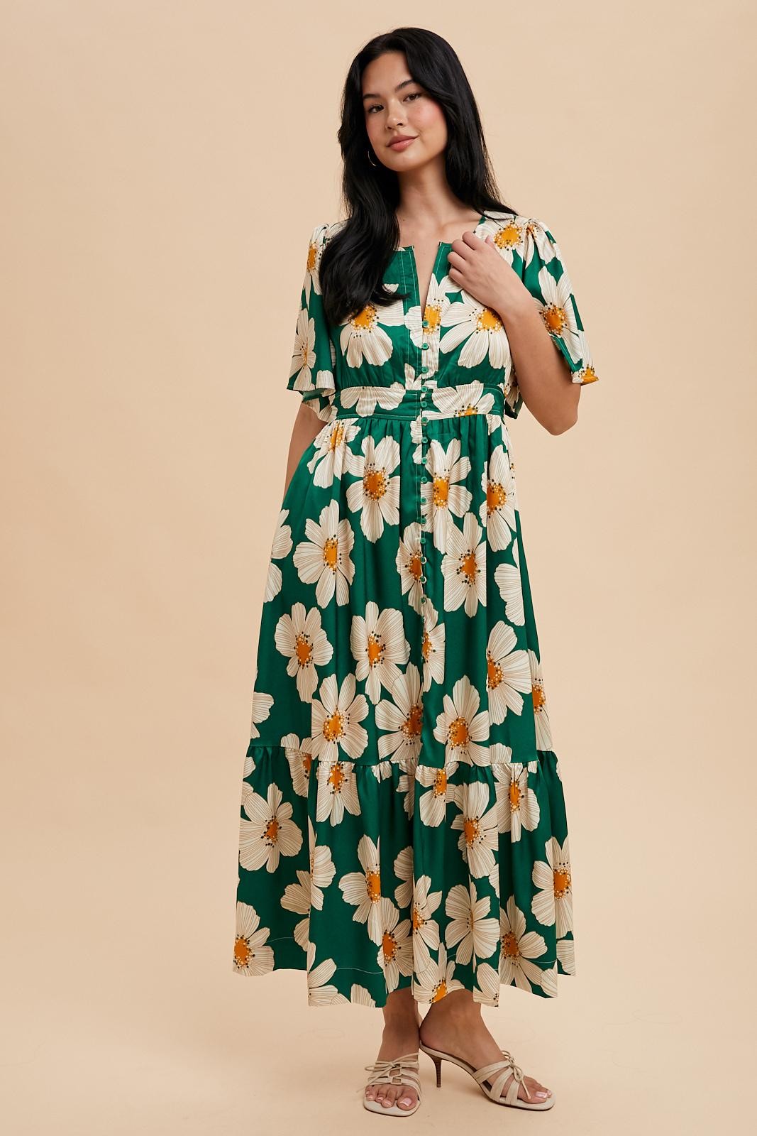 emerald green floral maxi dress Notched Collar Button Down Color_Cream Botanical Make a bold statement Off Shoulder Buckle Belted Color:Green/Blue Gradient