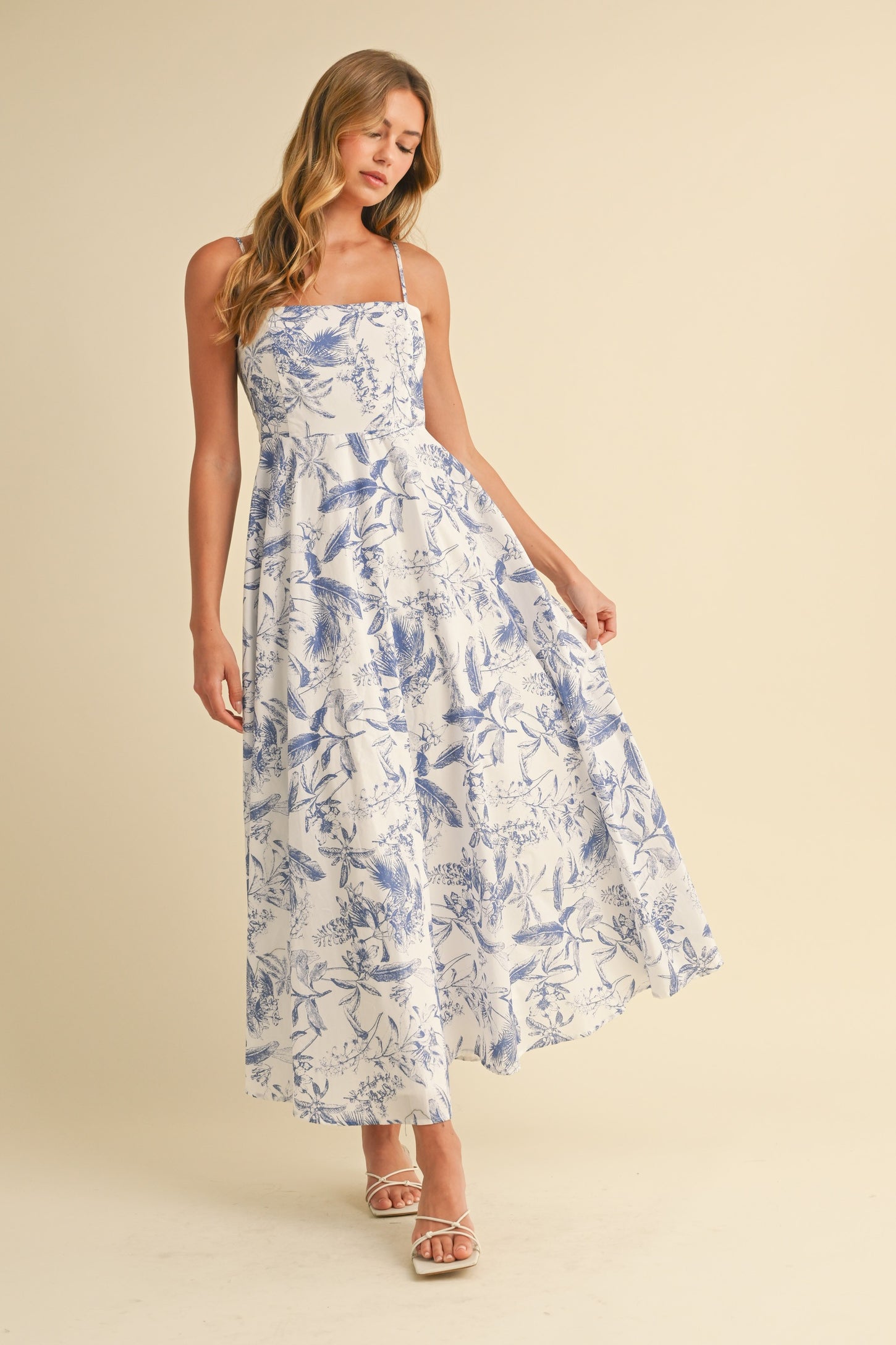 Blue Spaghetti Strap Printed A-Line Maternity Midi Dress Blue Spaghetti Strap Printed A-Line Maternity Midi Dress