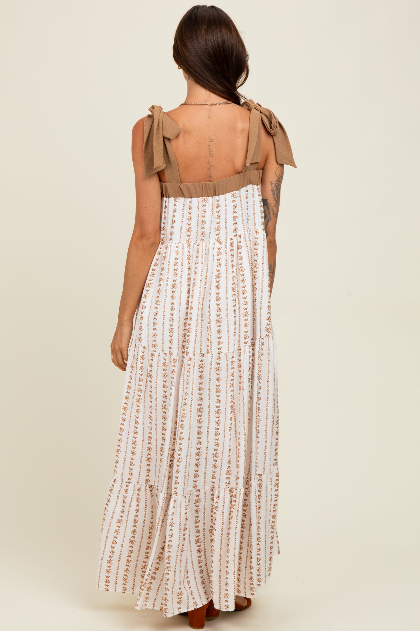Mocha/White Ditzy Floral Sleeveless Tiered Maxi Dress Mocha/White Ditzy Floral Sleeveless Tiered Maxi Dress