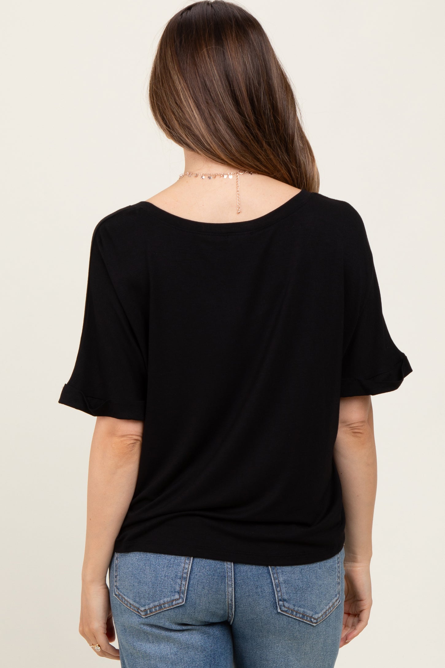 Black Oversized V-Neck Front Pocket Maternity T-Shirt