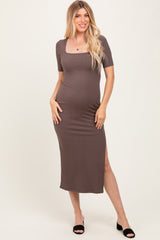Brown Ribbed Short Sleeve Side Slit Maternity Midi Dress