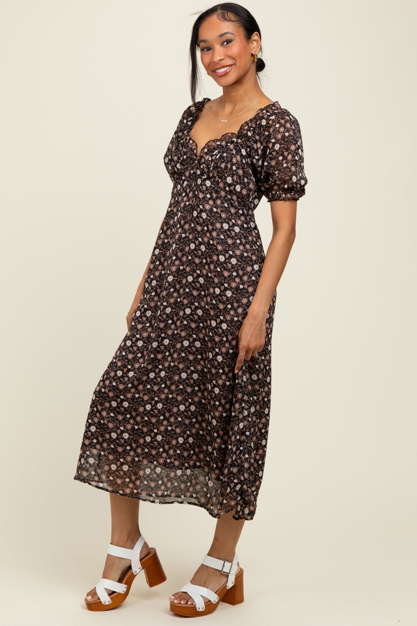 black floral chiffon midi dress Womens Friends Like These Black Floral Chiffon Short Sleeve Midi Dress US 6