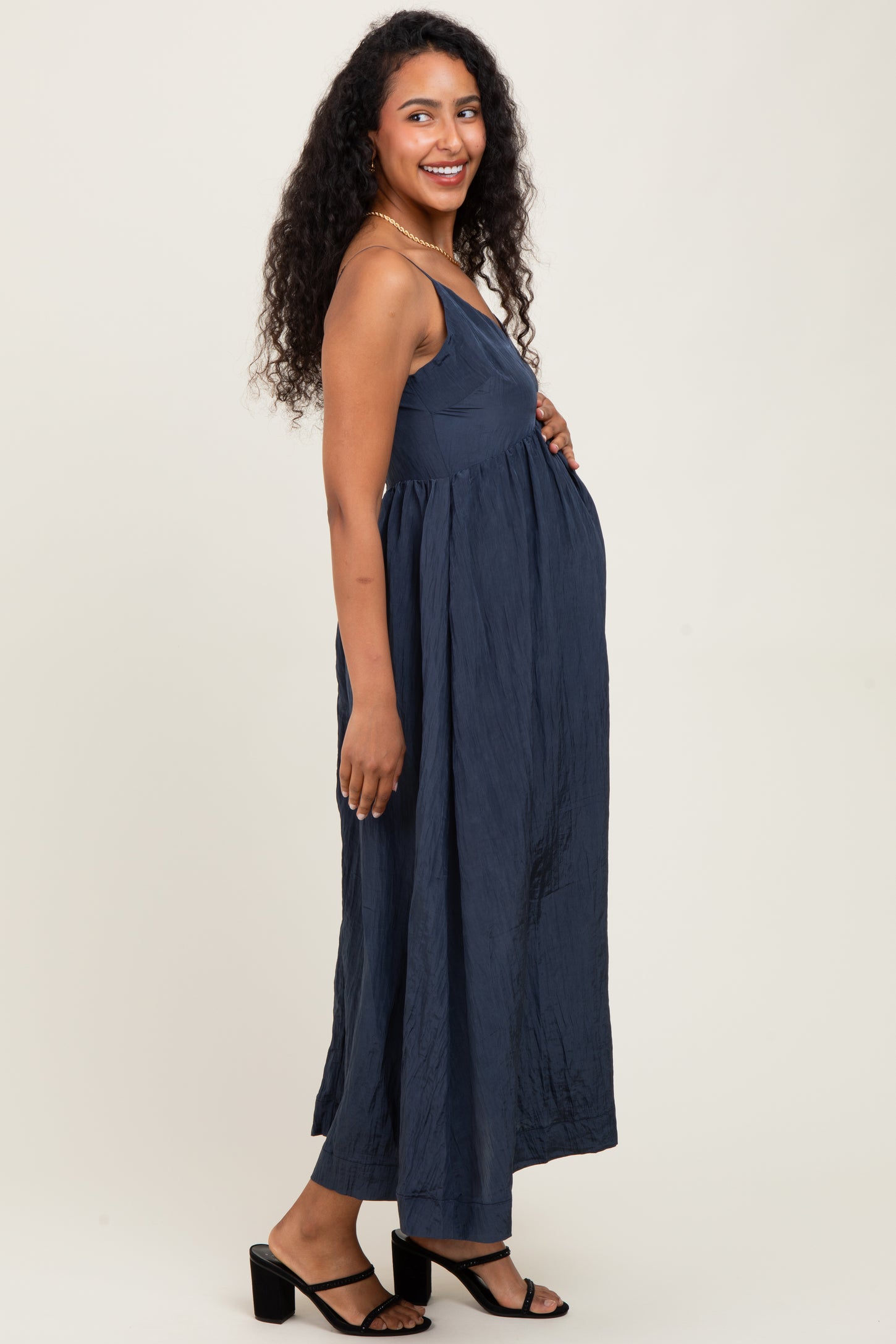 Navy Crinkle Texture V-Neck Sleeveless Maternity Dress