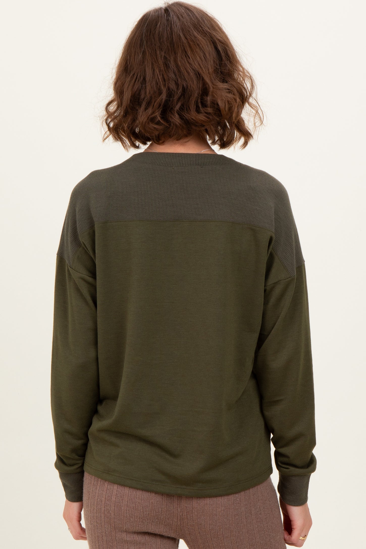 Olive V-Neck Knit Long Sleeve Top