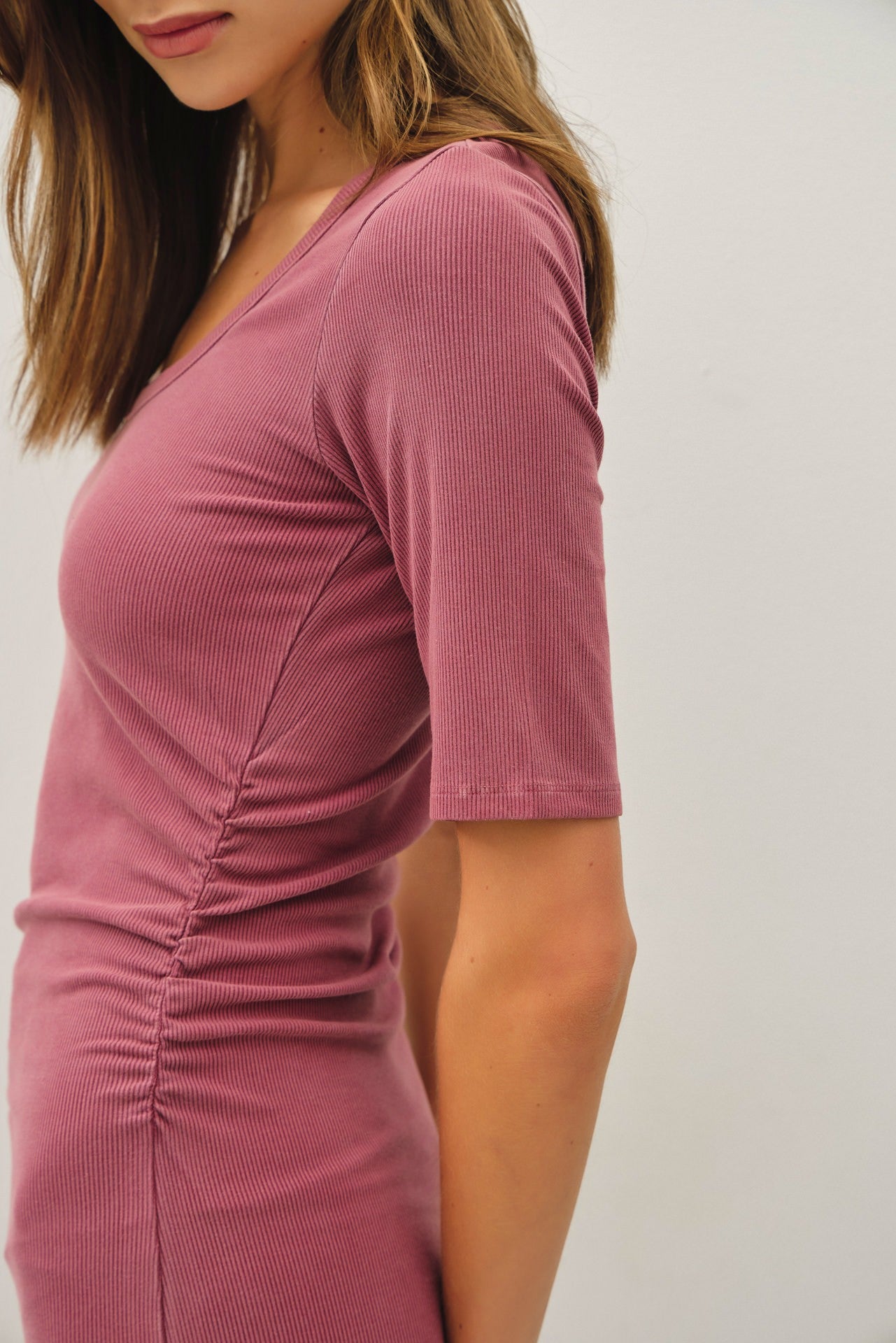 Mauve Ruched Short Sleeve Side Slit Midi Dress