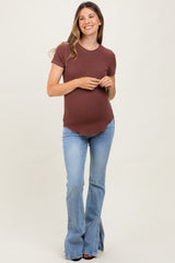 Brown Ribbed Short Sleeve Curved Hem Maternity Top