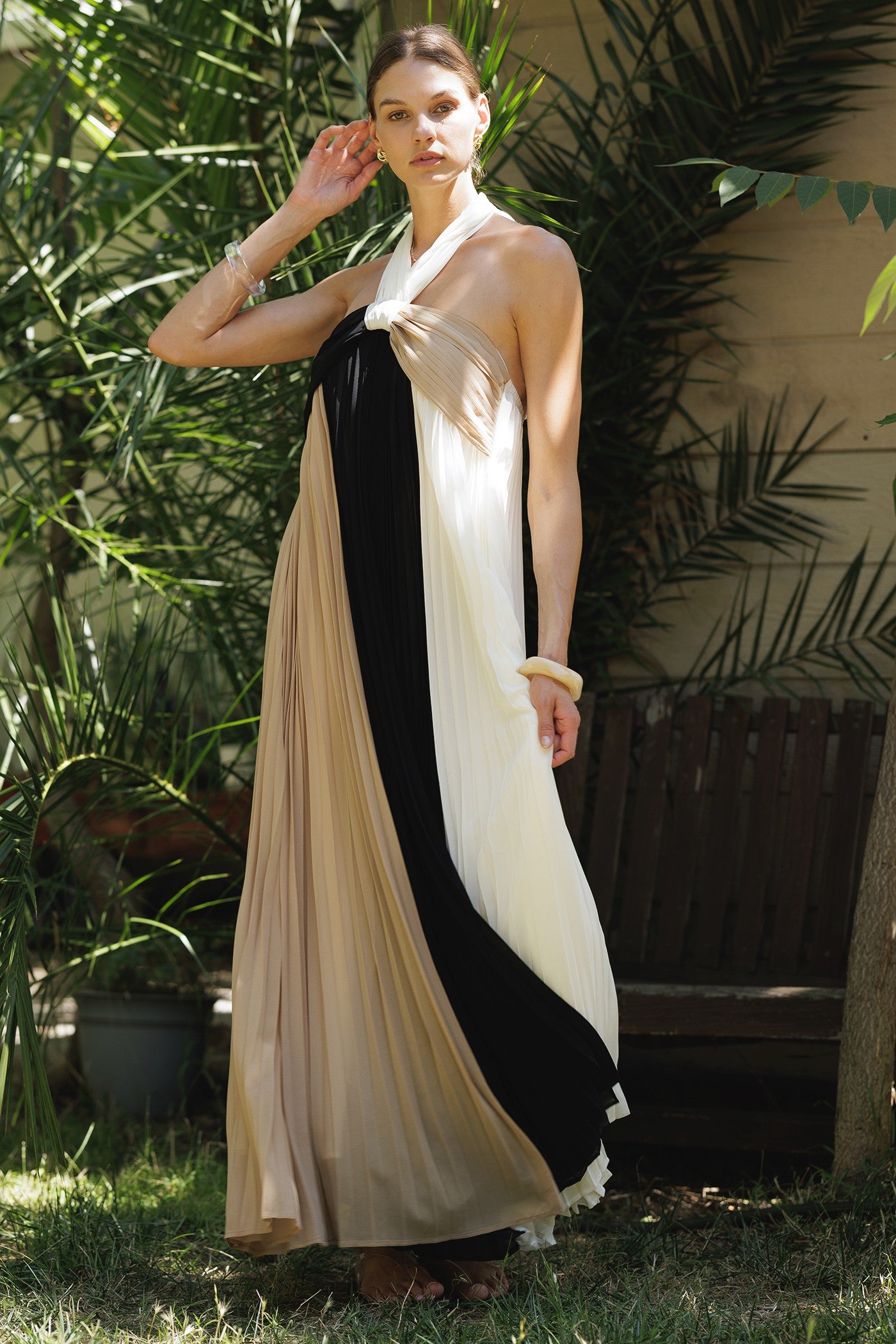 Taupe Colorblock Pleated Halter Neck Maxi Dress Taupe Colorblock Pleated Halter Neck Maxi Dress