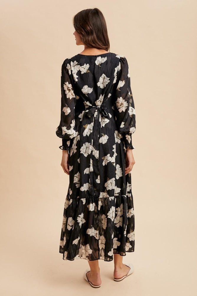 Black Floral Textured Bubble Sleeve Midi Dress