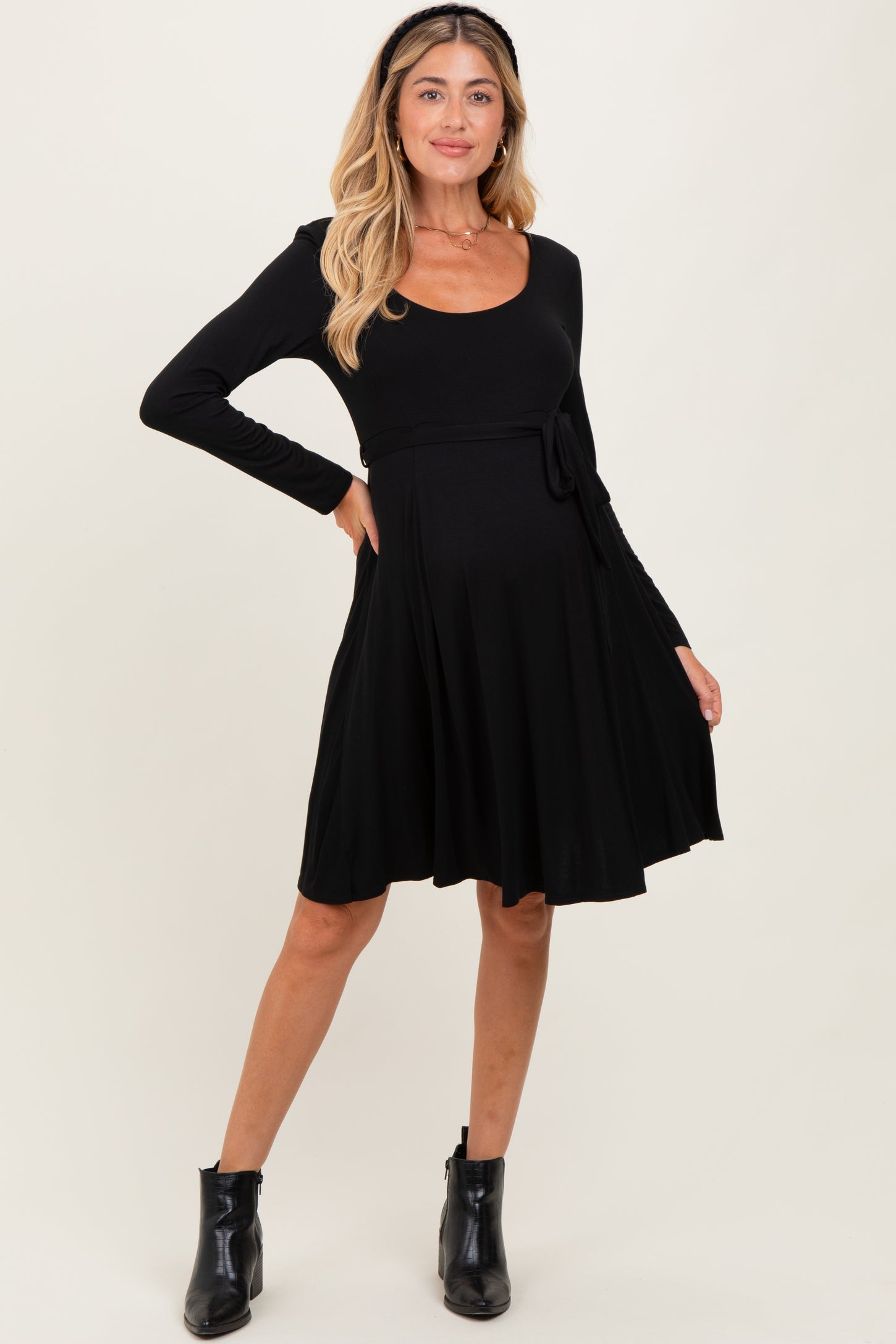 Black Scoop Neck Long Sleeve Waist Tie Maternity Dress