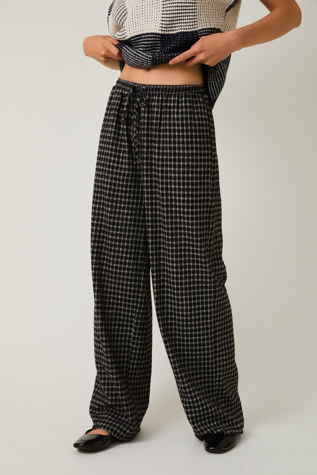 Black Plaid Drawstring Flannel Pants