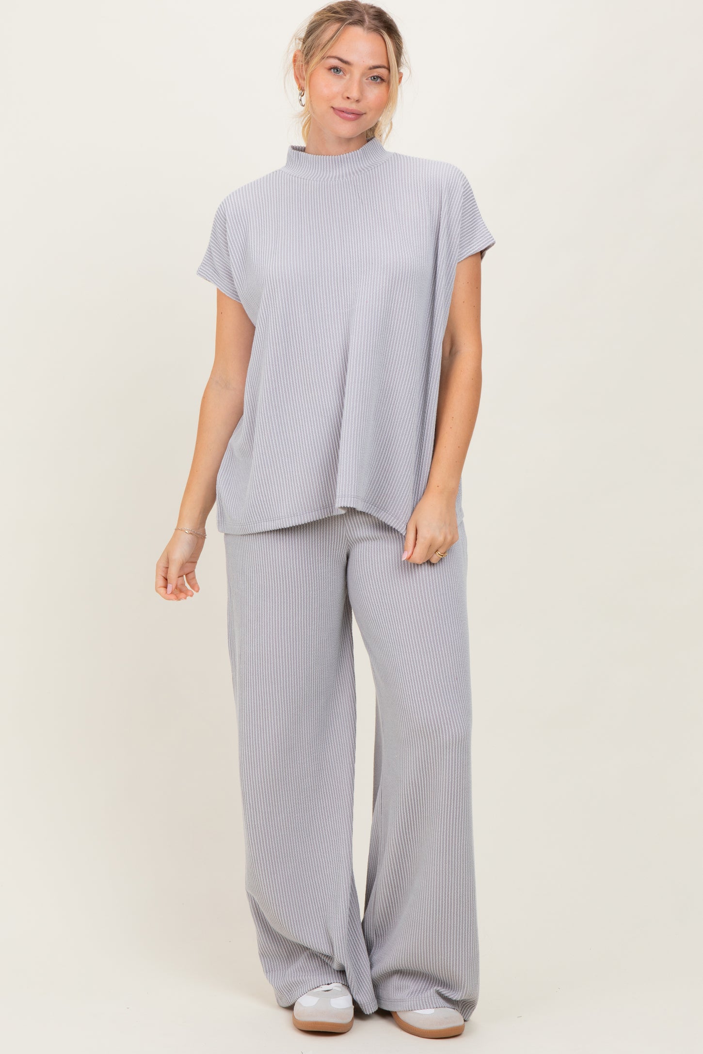Light Grey Textured Rib Mock Neck Short Sleeve Pant Maternity Set