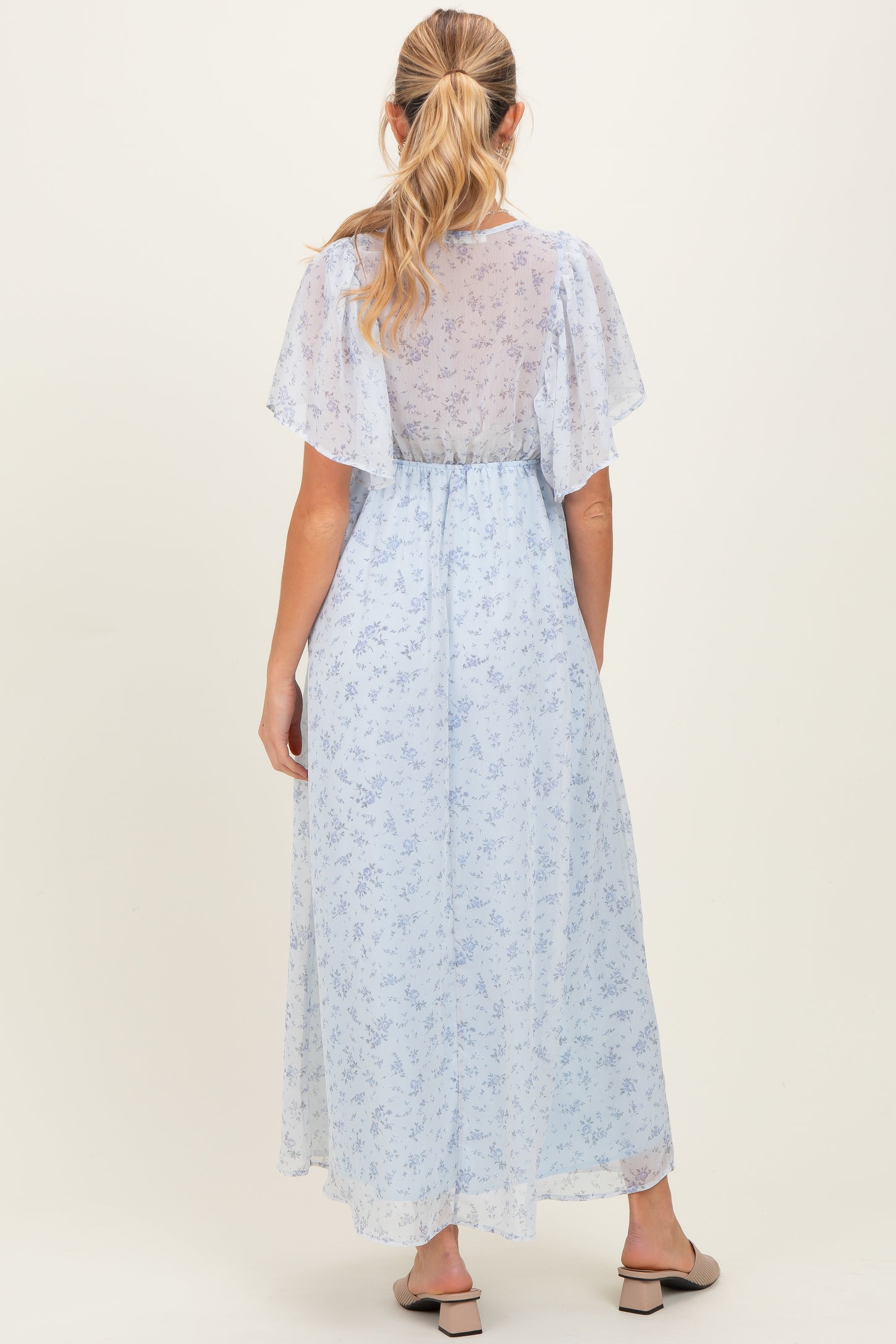 Blue Floral Chiffon Short Sleeve V-Neck Smocked Top Maternity Maxi Dre – PinkBlush