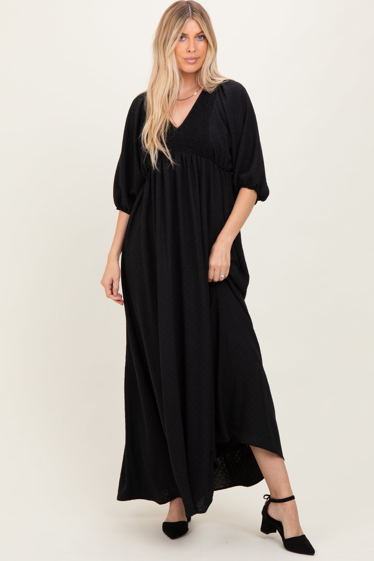 Black Solid 3/4 Sleeve Smocked Top V-Neck Maxi Dress