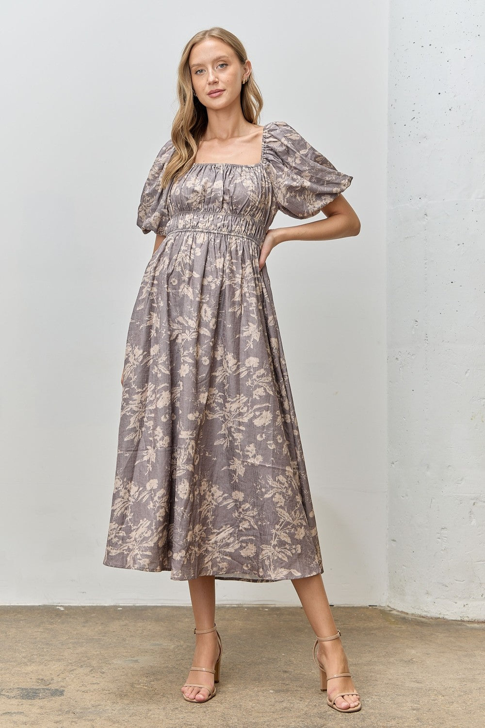 casual grey midi dress Floral Puff Sleeve Smocked Waist Maxi dress outfit