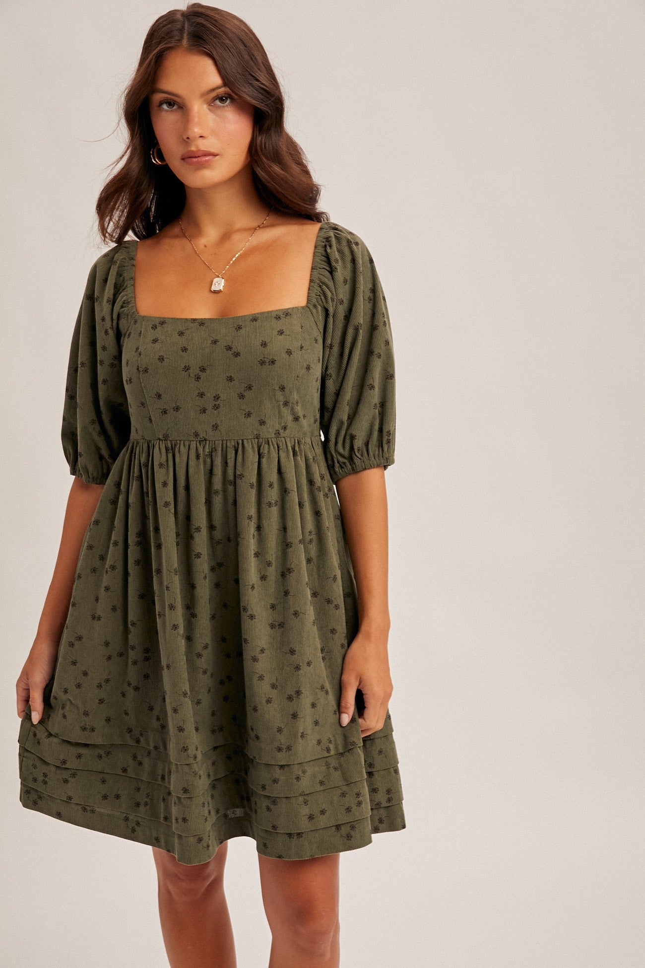 corduroy puff sleeve mini dress Olive Floral Babydoll _okendo:syndication_key:CL136318113 style sleeves with button 48 Inch Black Solid Talla:s