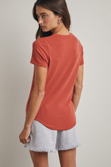 Rust Ribbed Short Sleeve Curved Hem Top