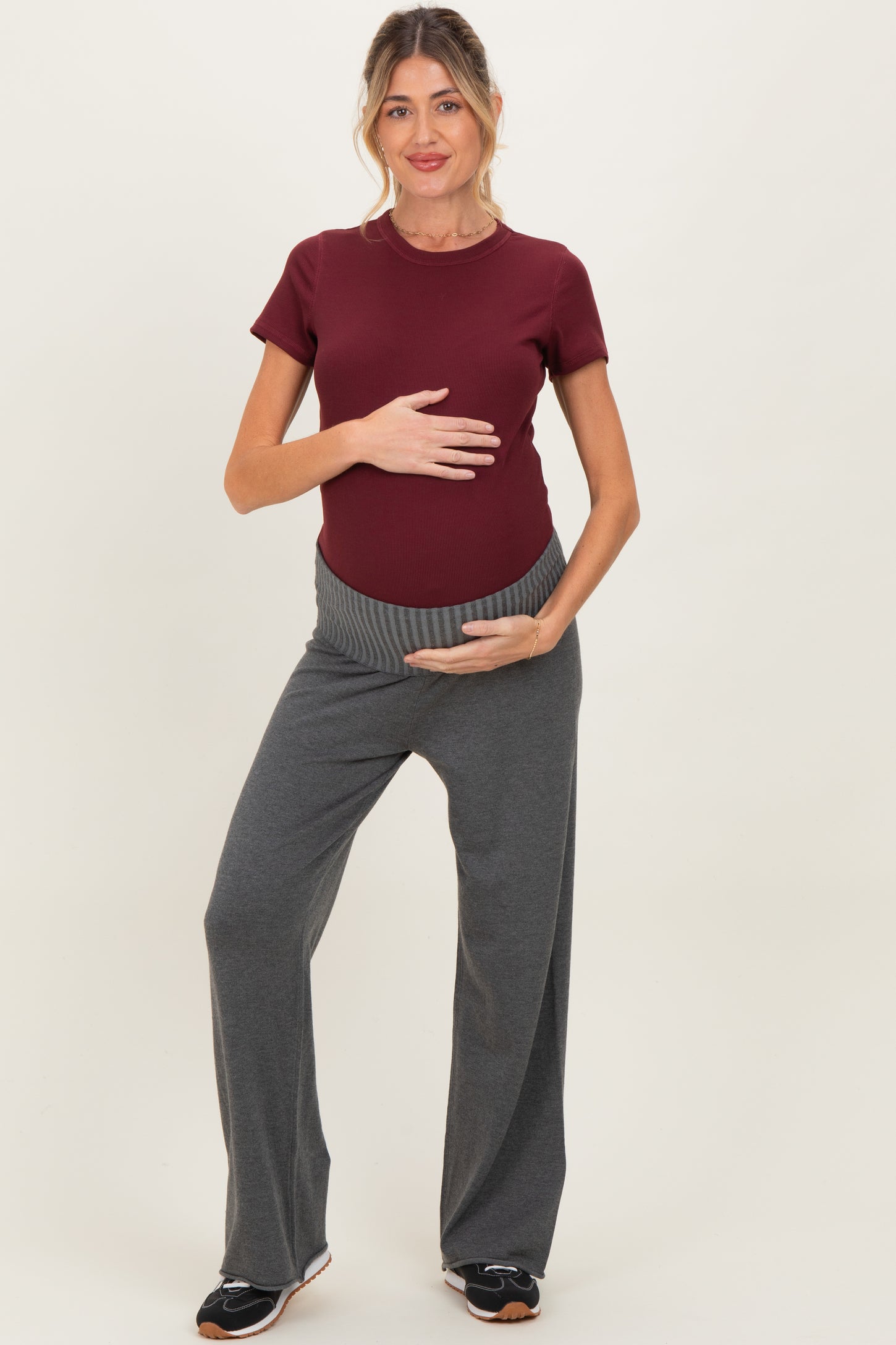Burgundy Ribbed Short Sleeve Curved Hem Maternity Top