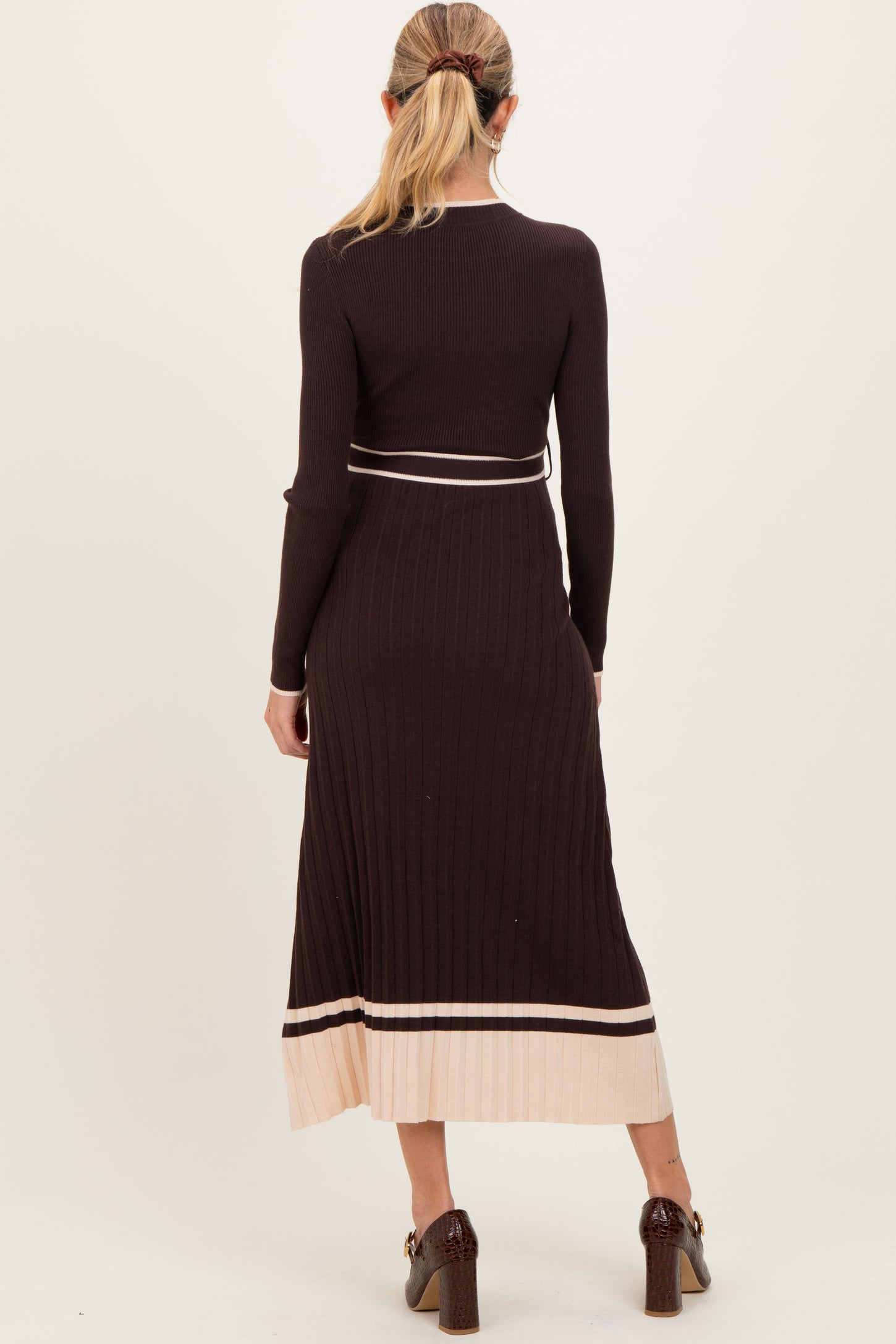 midi sweater dress with belt Buy RSVP by Nykaa Fashion Olive Green Turtle Neck Midi Sweater Dress with Belt (Set of 2) Online