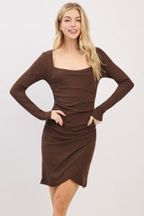 Brown Ribbed Long Sleeve Ruched Tulip Skirt Maternity Dress