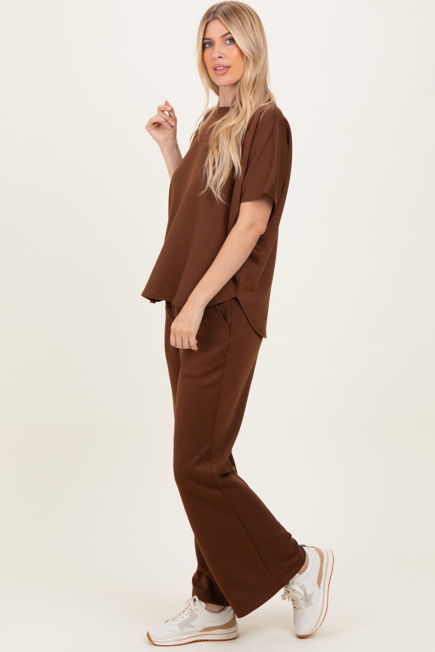 Brown Curved Hem Tee Pants Maternity Set