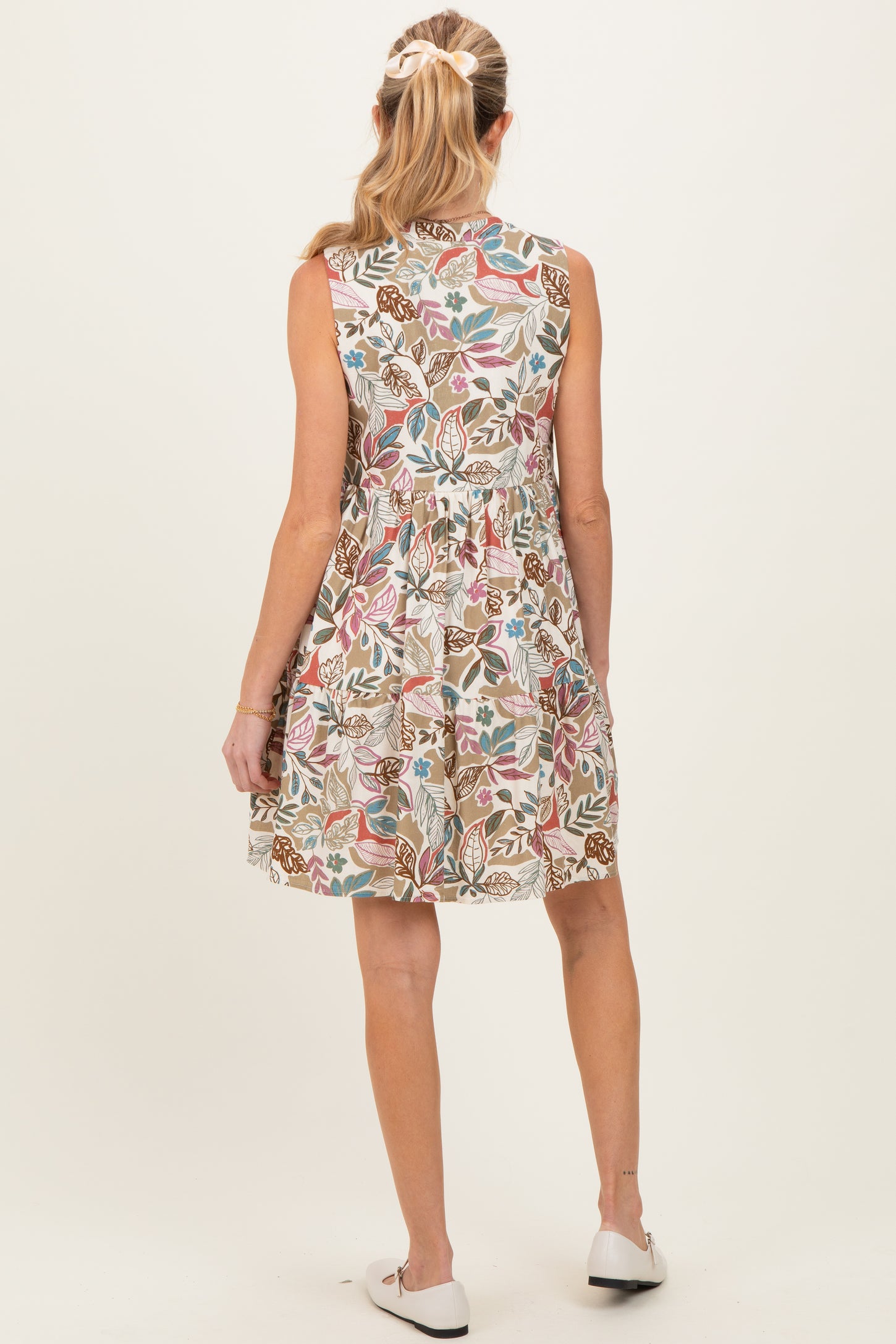 Multicolor Leaf Print Sleeveless Tiered Maternity Dress