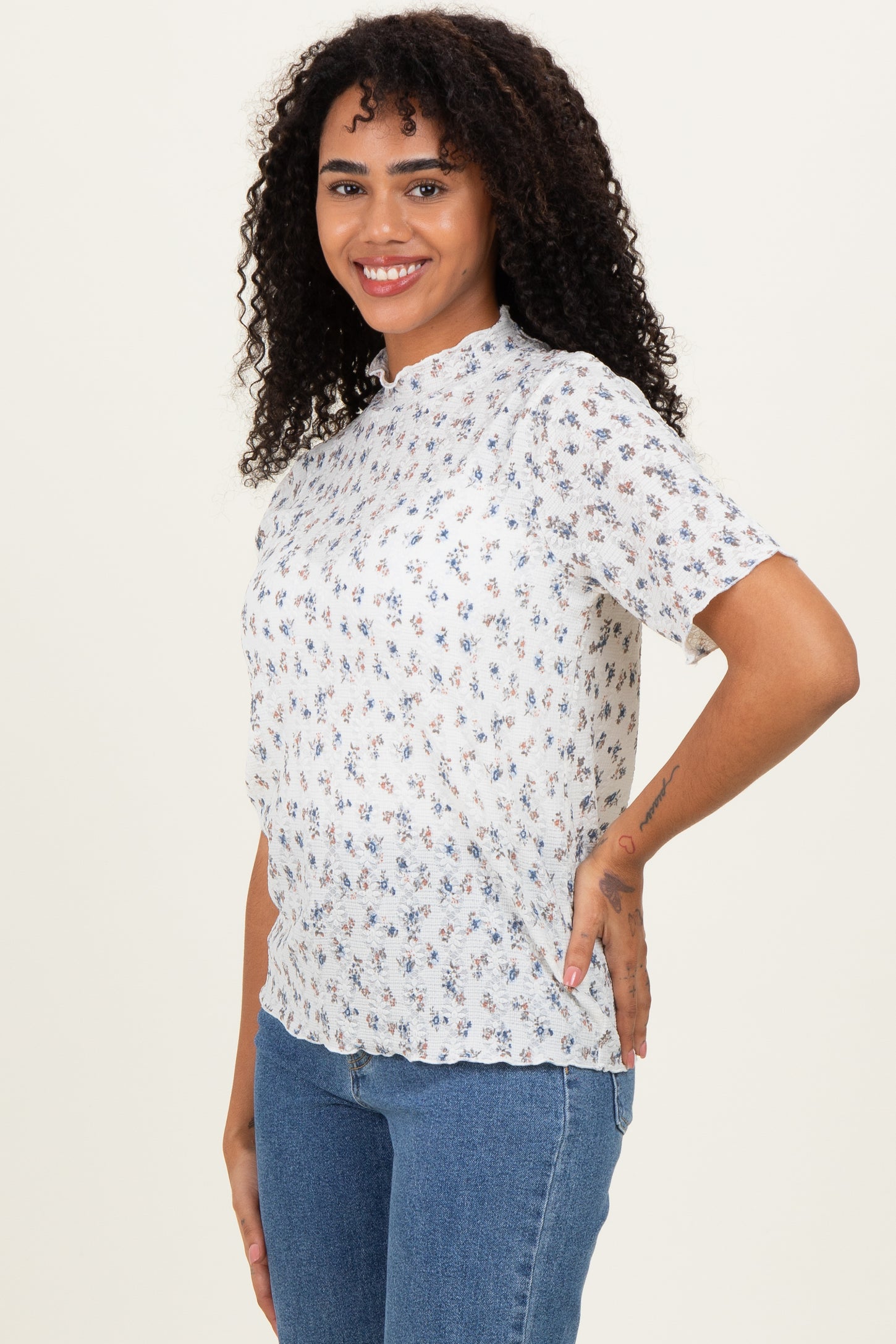 Ivory Floral Ruffle Trim Short Sleeve Top