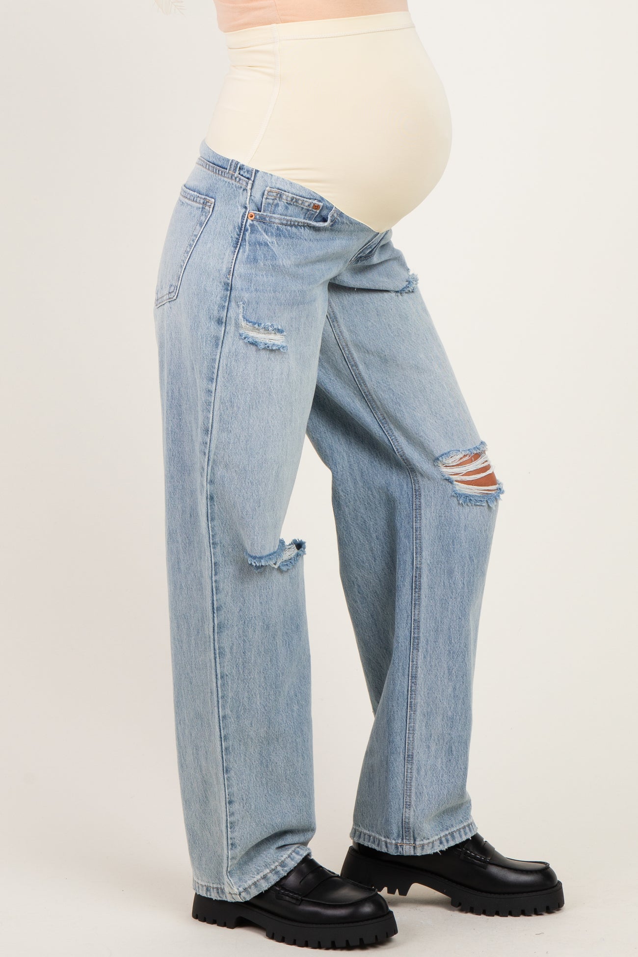 Super Light Maternity Baggy Jeans