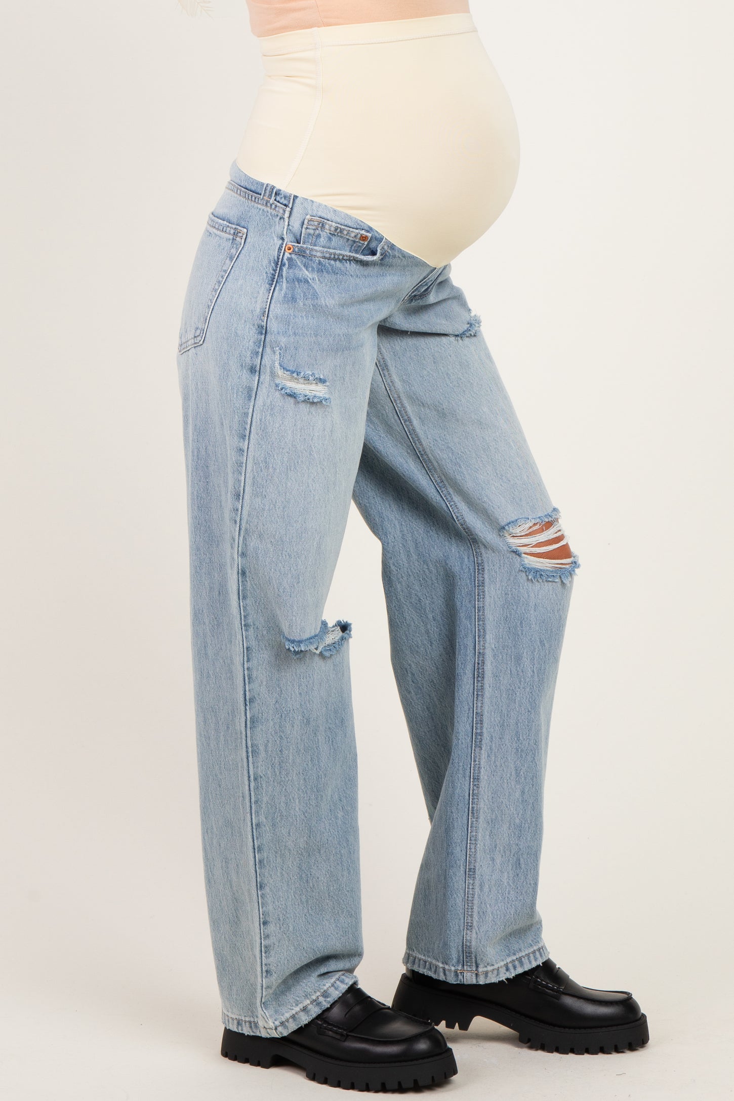Super Light Maternity Baggy Jeans