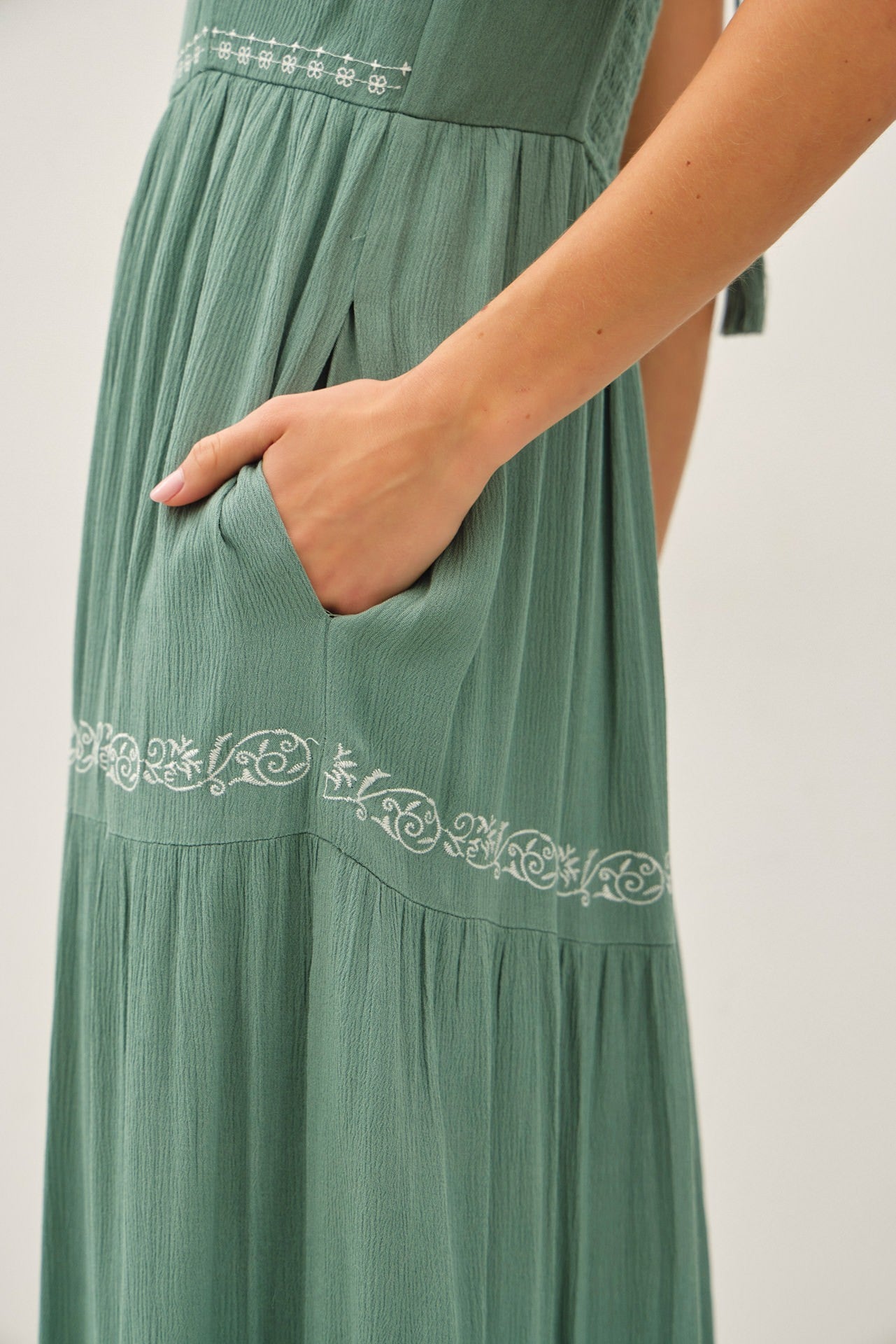 light green beaded dress JADE GREEN FLORAL RUFFLED WRAP HEM PLUS SIZE MAXI DRESS – Stylish Wholesale