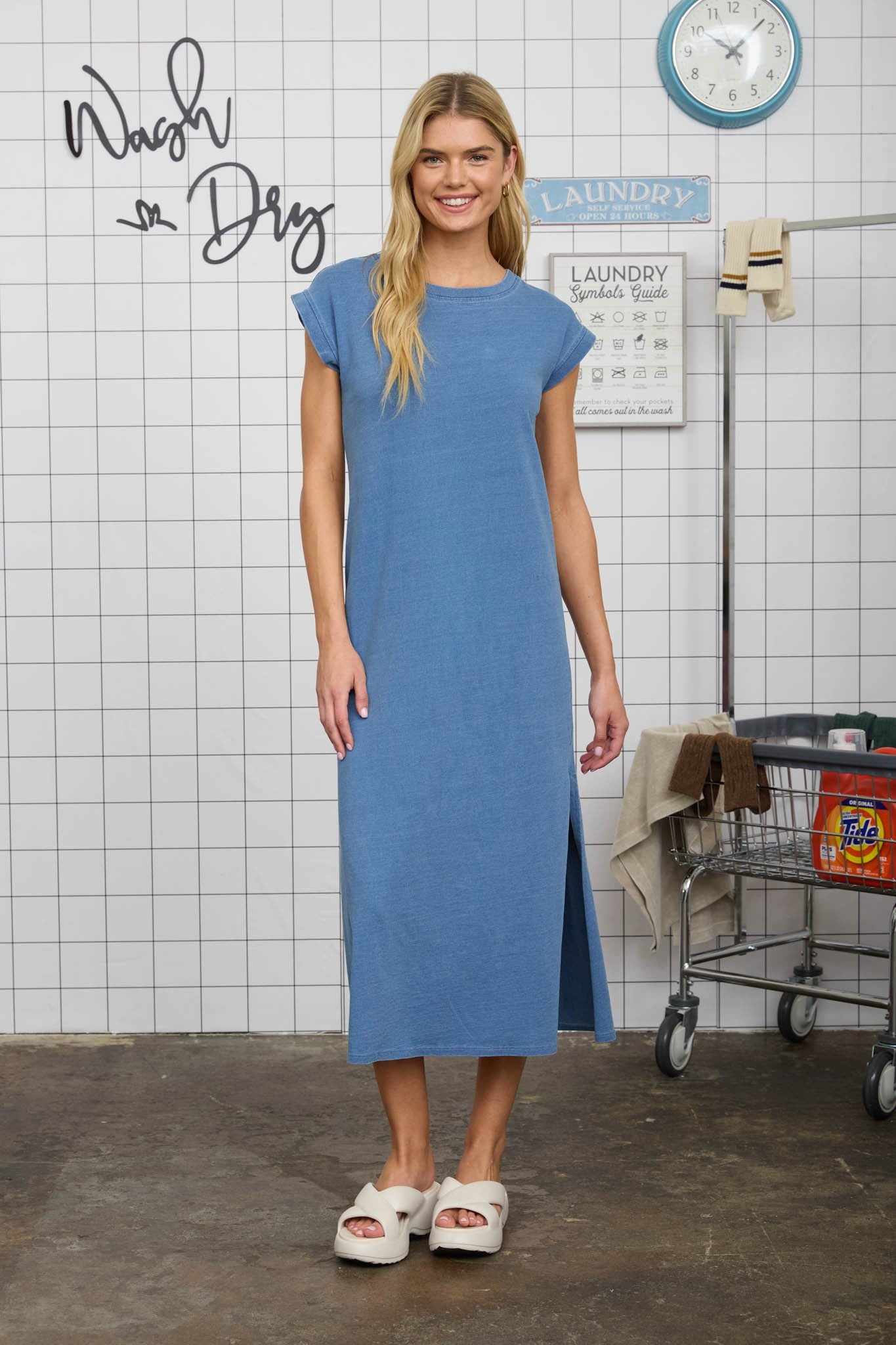 ladies midi t shirt dress Women's Made The Right Call Coral Pink Collared Midi T-Shirt Dress | Size: L