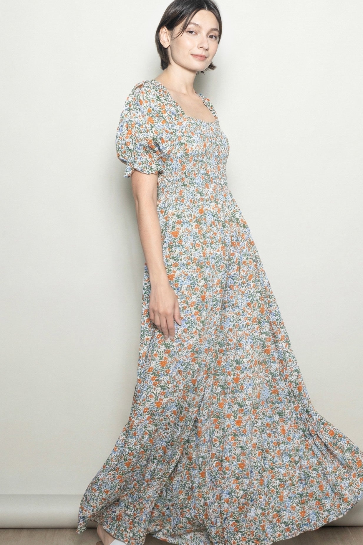 pastel maxi dress with sleeves Cream Vintage Floral Smocked Puff Sleeve Sherri Hill Dress 57725 sheer sleeves LINED Coat Size:48 R