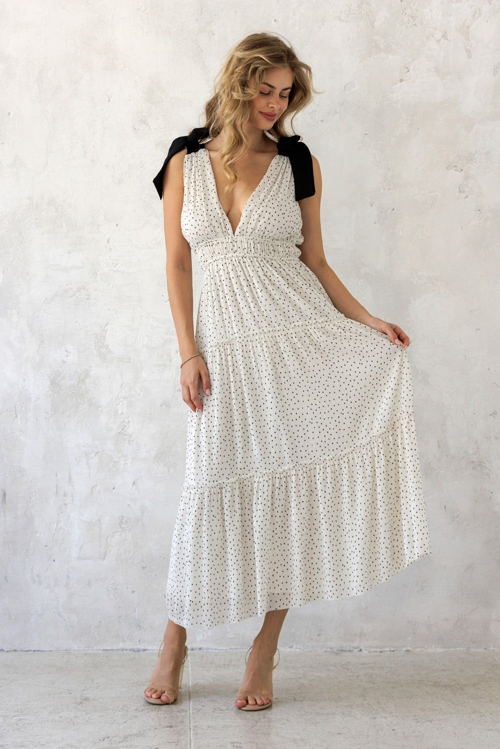 white bohemian maternity dress Boho Lace Maternity Dress for Photoshoot Photography Baby Shower V-Neck Dresses Cream at Amazon Women's Clothing store