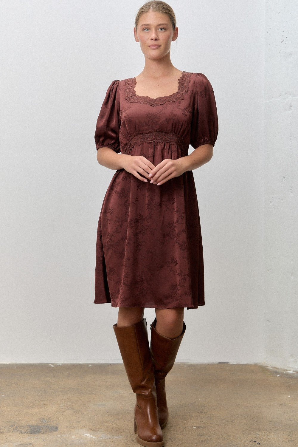 Brown Short Sleeve Lace Trim Maternity Dress