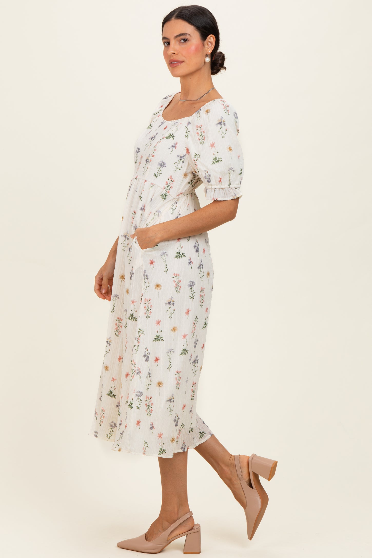 Ivory Floral Sweetheart Neckline Midi Dress Ivory Floral Sweetheart Neckline Midi Dress