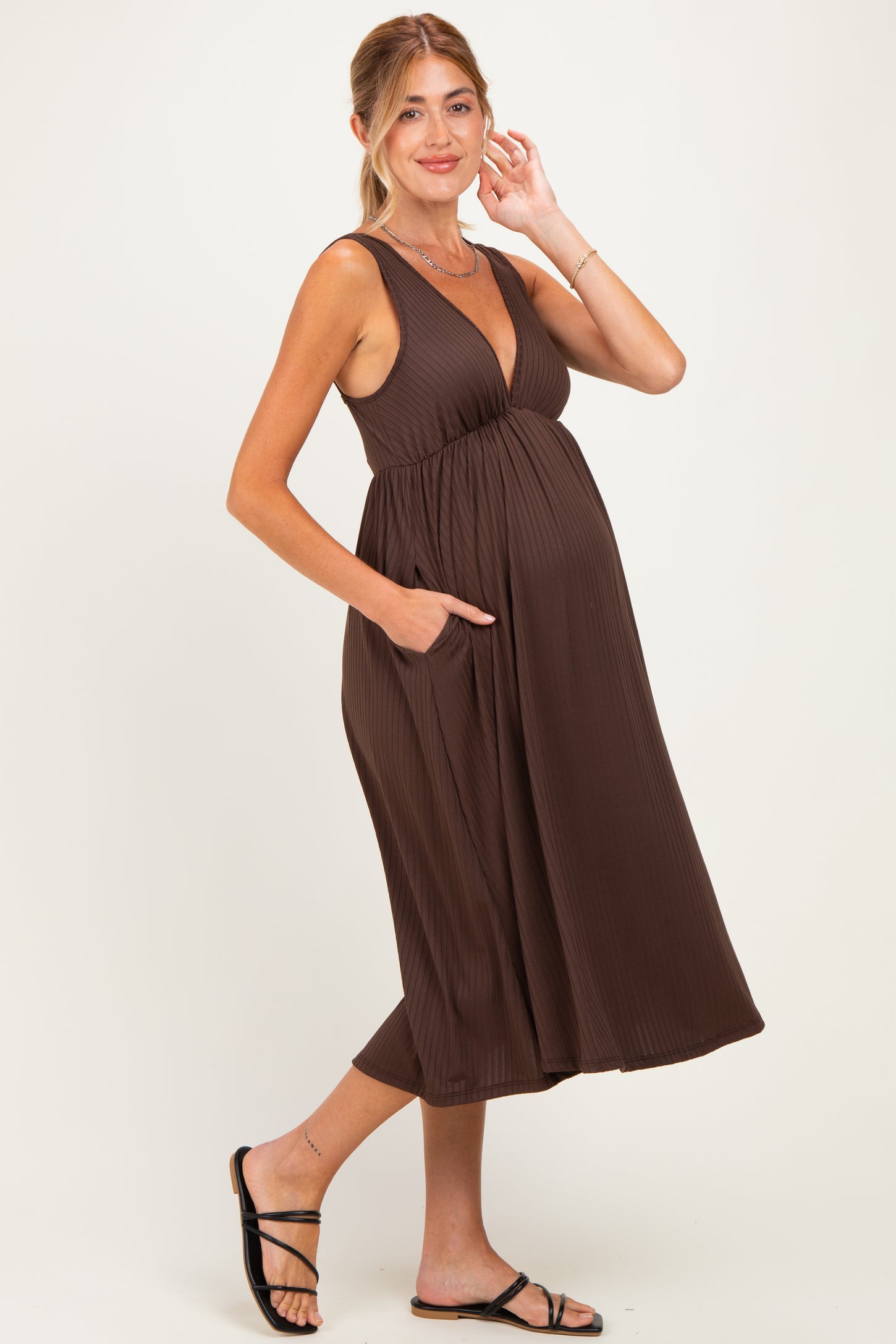 Brown Sleeveless Ribbed Knit A-Line Maternity Midi Dress – PinkBlush
