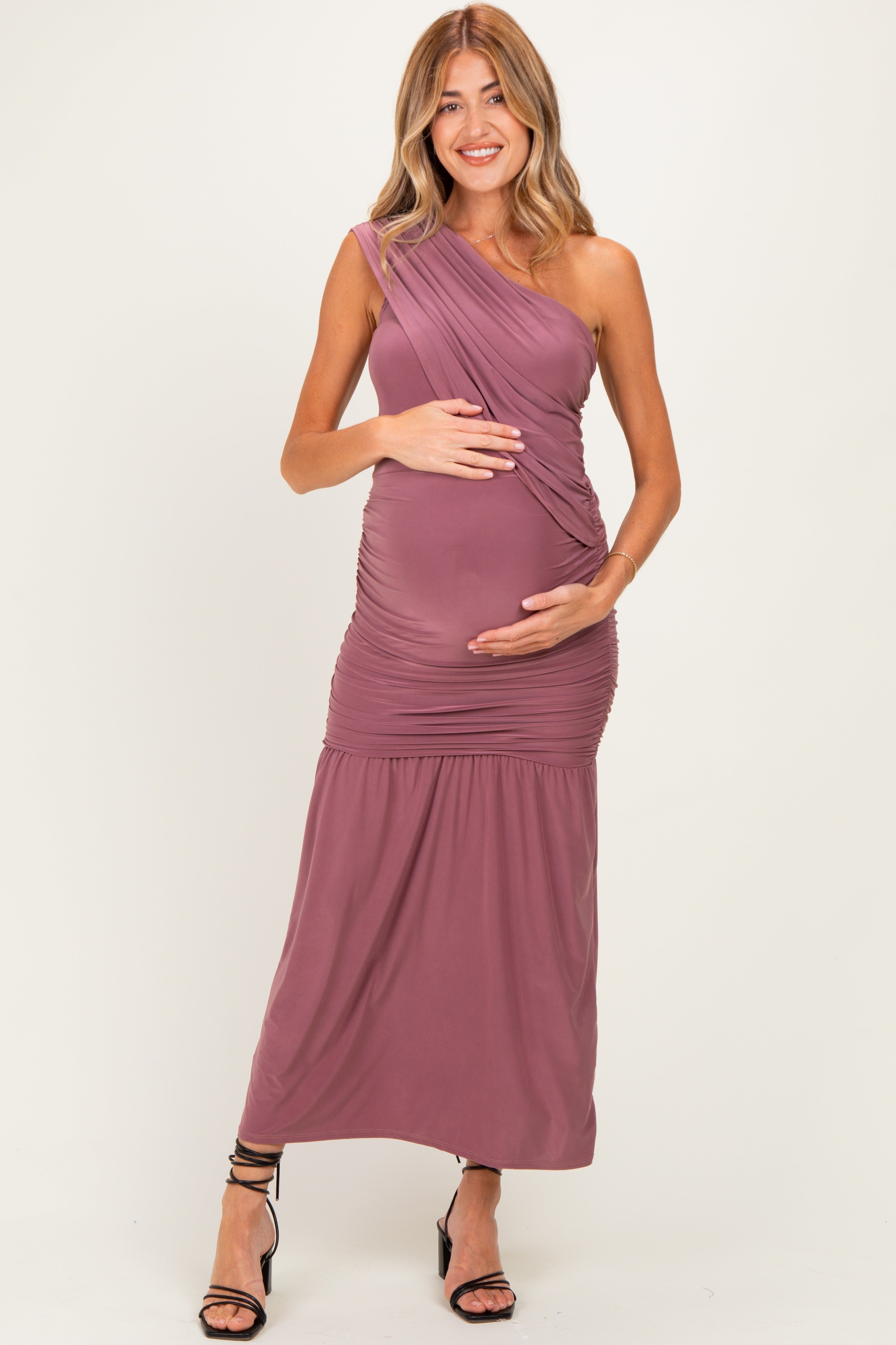 tight maternity dresses Ingrid & Isabel Sleeveless Ruched Dress and confidence throughout your pregnancy journey 6 Fall Trends In Maternity
