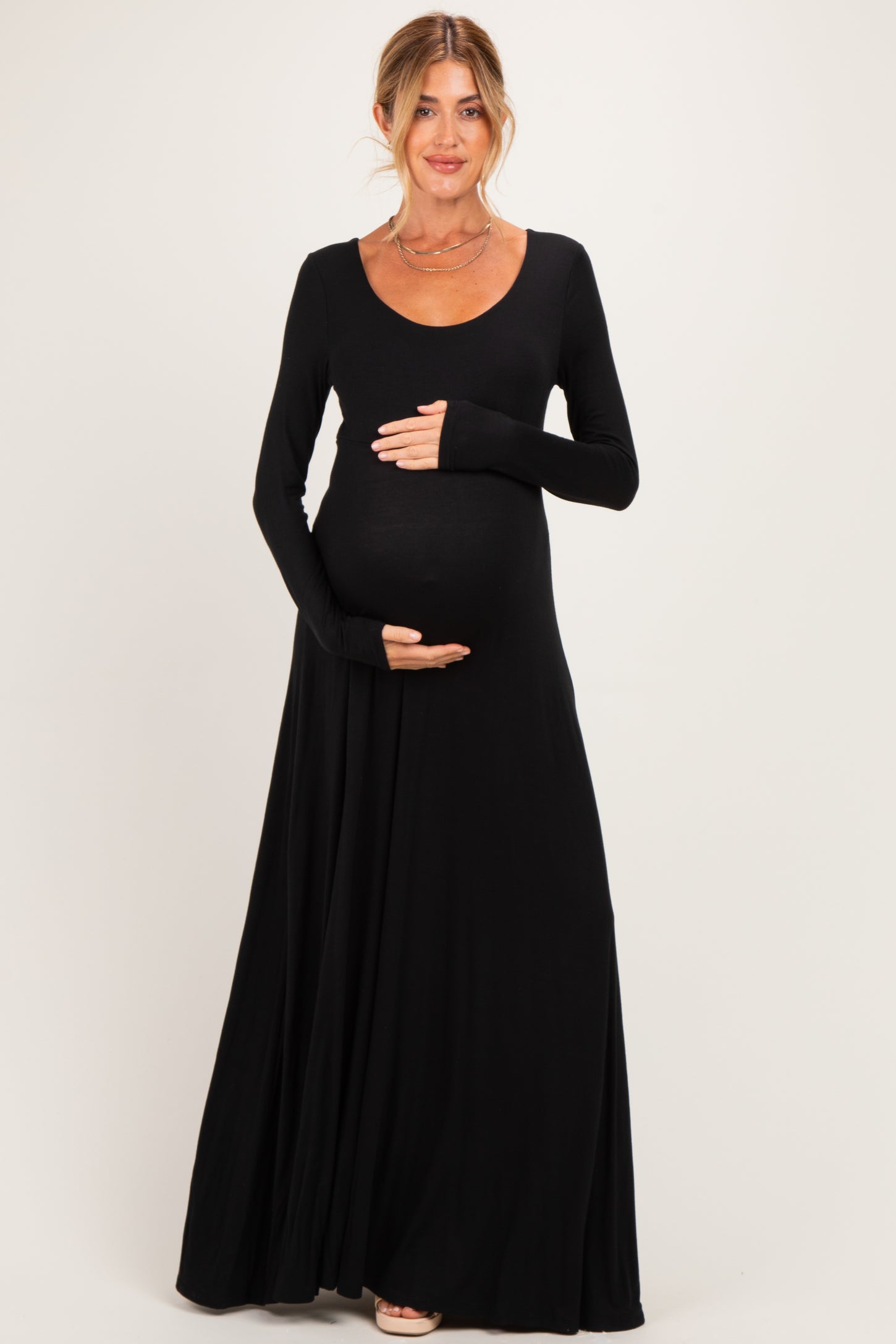 Black Solid Long Sleeve Scoop Neck A-Line Maternity Maxi Dress