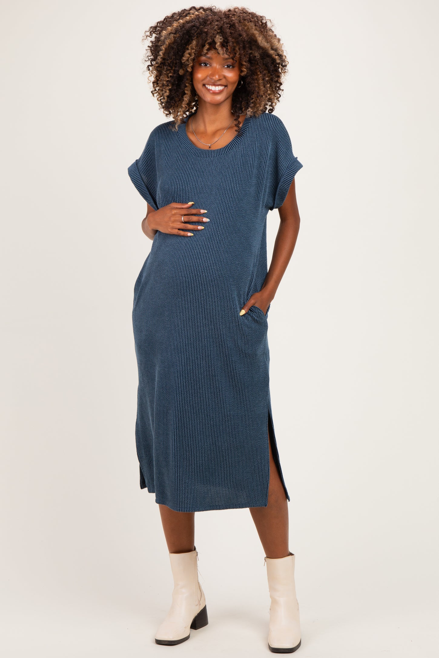Hunter Green Short Sleeve Ribbed Maternity Maxi Dress