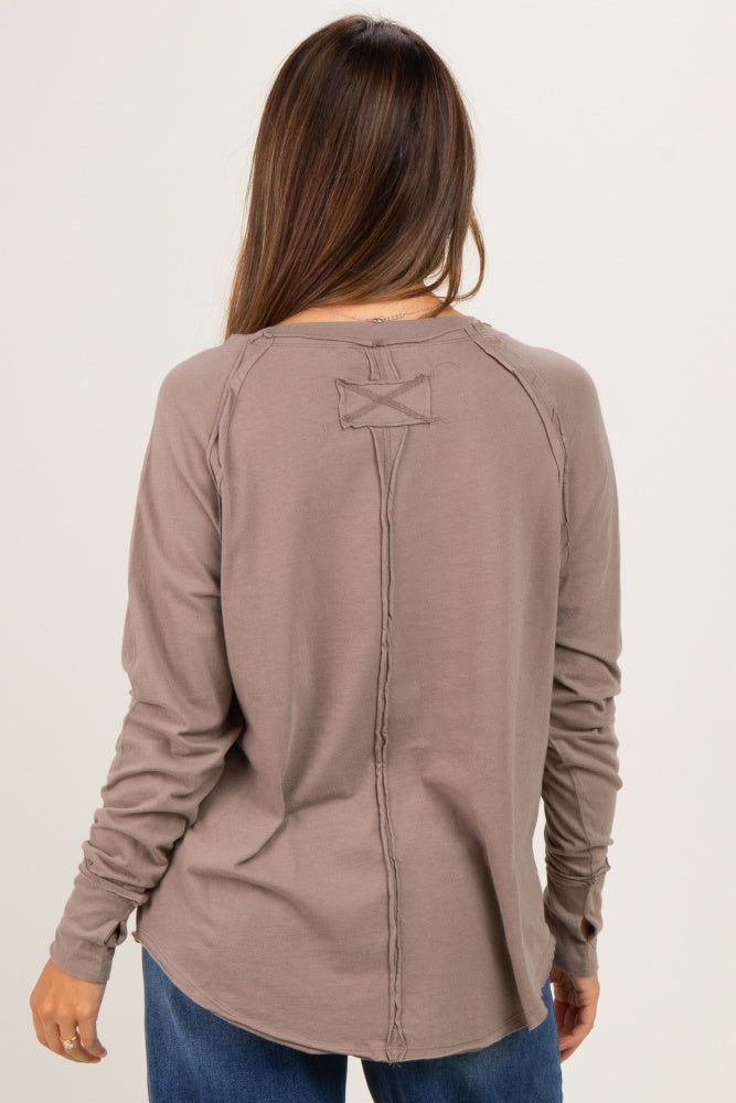 Cocoa Exposed Seam Long Sleeve Maternity Top