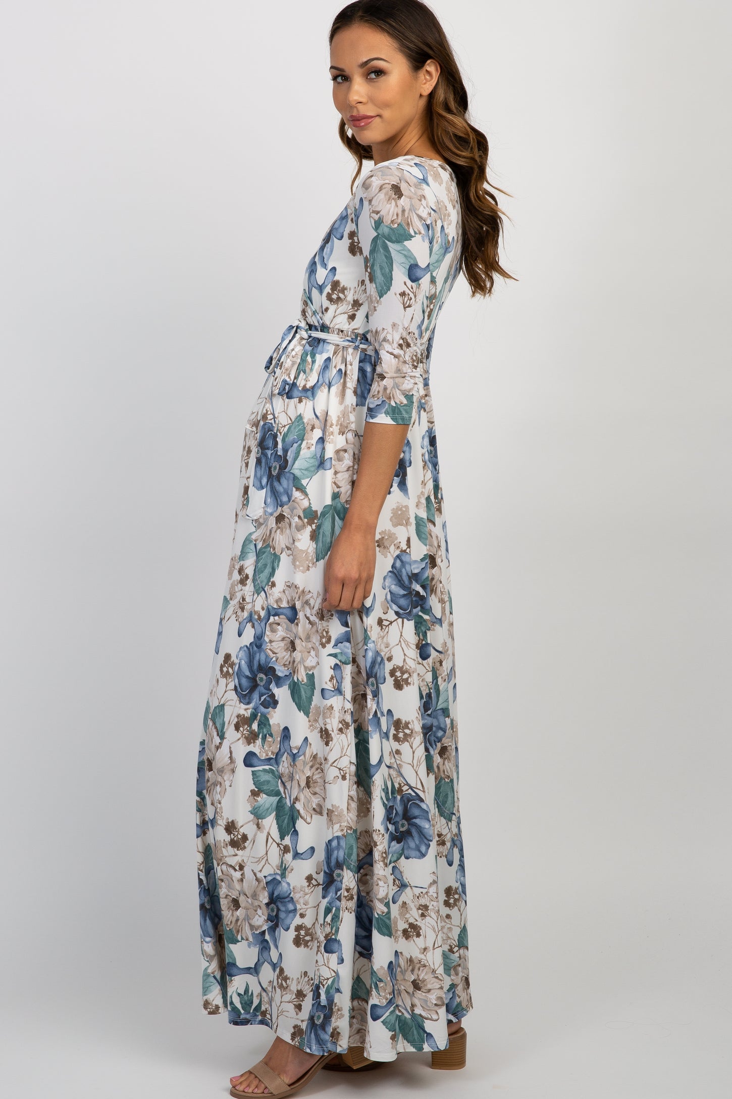pink blush ivory floral dress Blush Floral Print Midi Dress in Ivory | Sweetheart Neckline