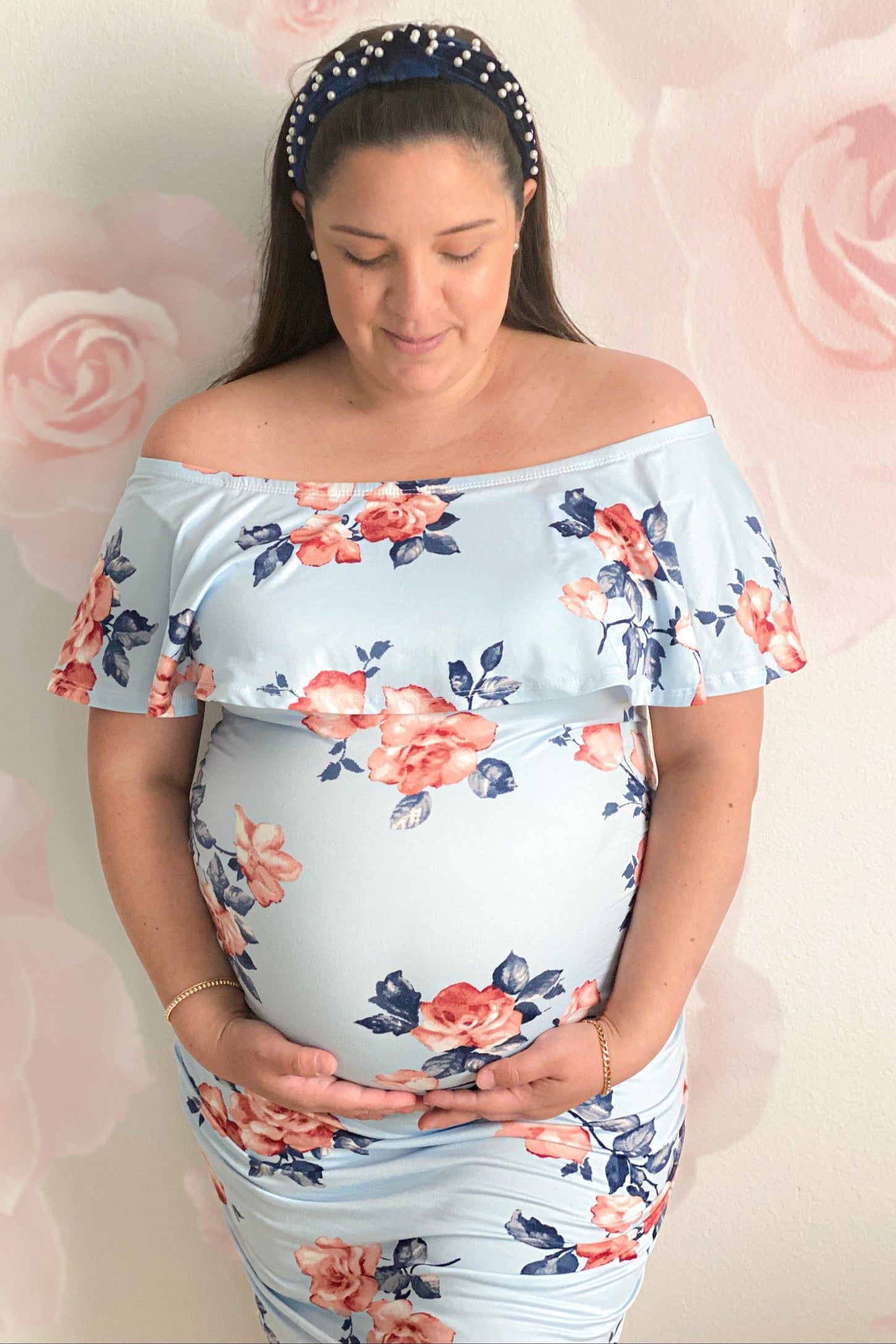 Light Blue Rose Print Ruffle Fitted Maternity Dress Small Light Blue Rose Print Ruffle Fitted Maternity Dress Small