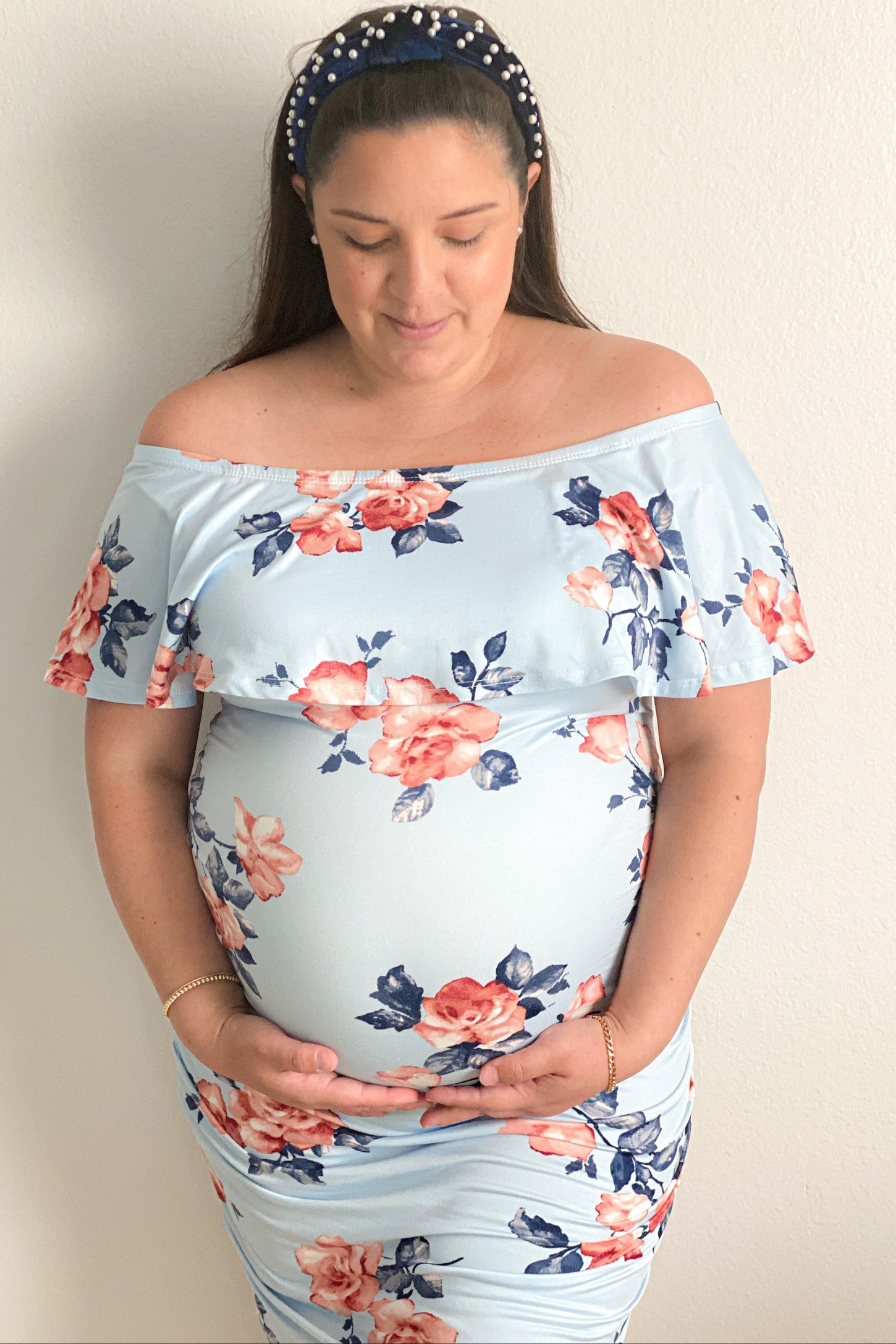 Light Blue Rose Print Ruffle Fitted Maternity Dress Small Light Blue Rose Print Ruffle Fitted Maternity Dress Small