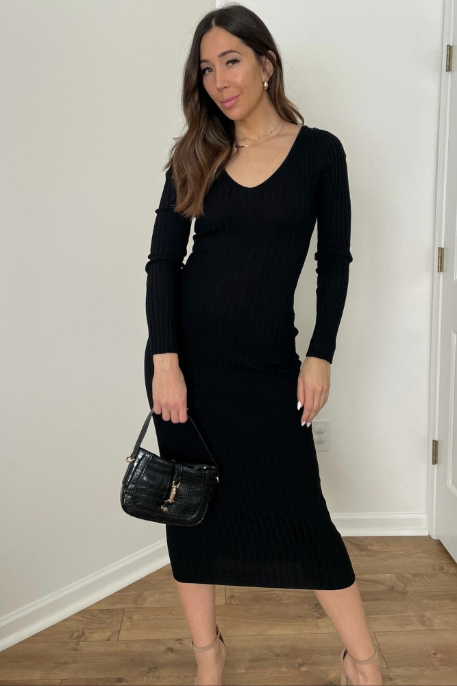 Black V-Neck Long Sleeve Fitted Maxi Dress PinkBlush Black V-Neck Long Sleeve Fitted Maxi Dress PinkBlush