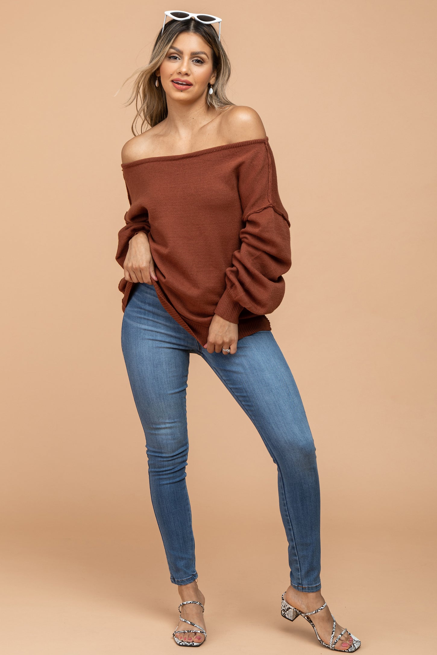 Camel Boat Neck Bubble Sleeve Sweater