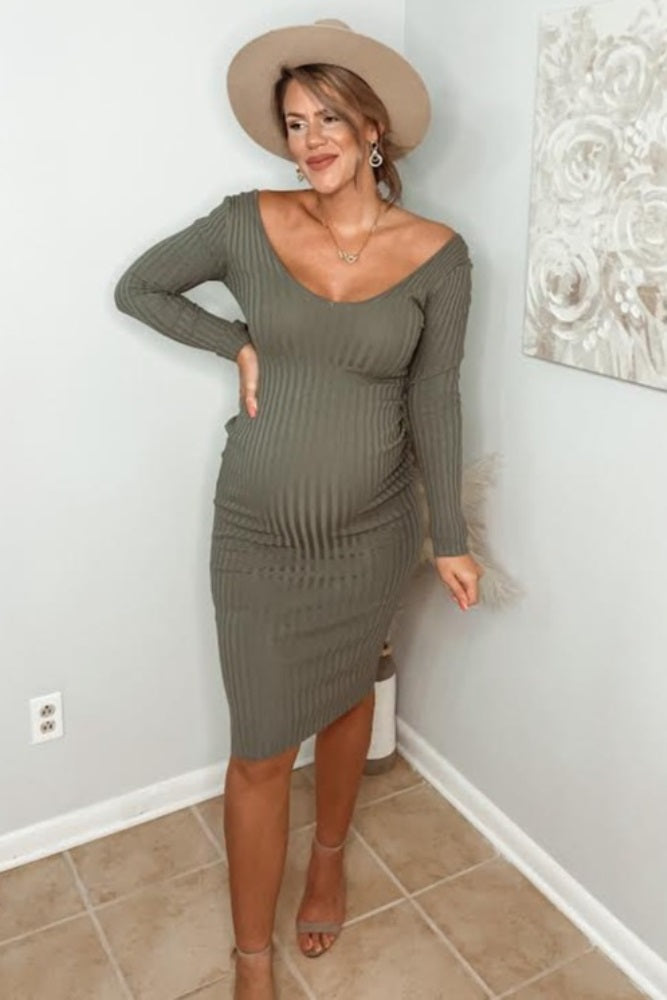 Light Olive V-Neck Long Sleeve Fitted Maternity Maxi Dress PinkBlush Light Olive V-Neck Long Sleeve Fitted Maternity Maxi Dress PinkBlush
